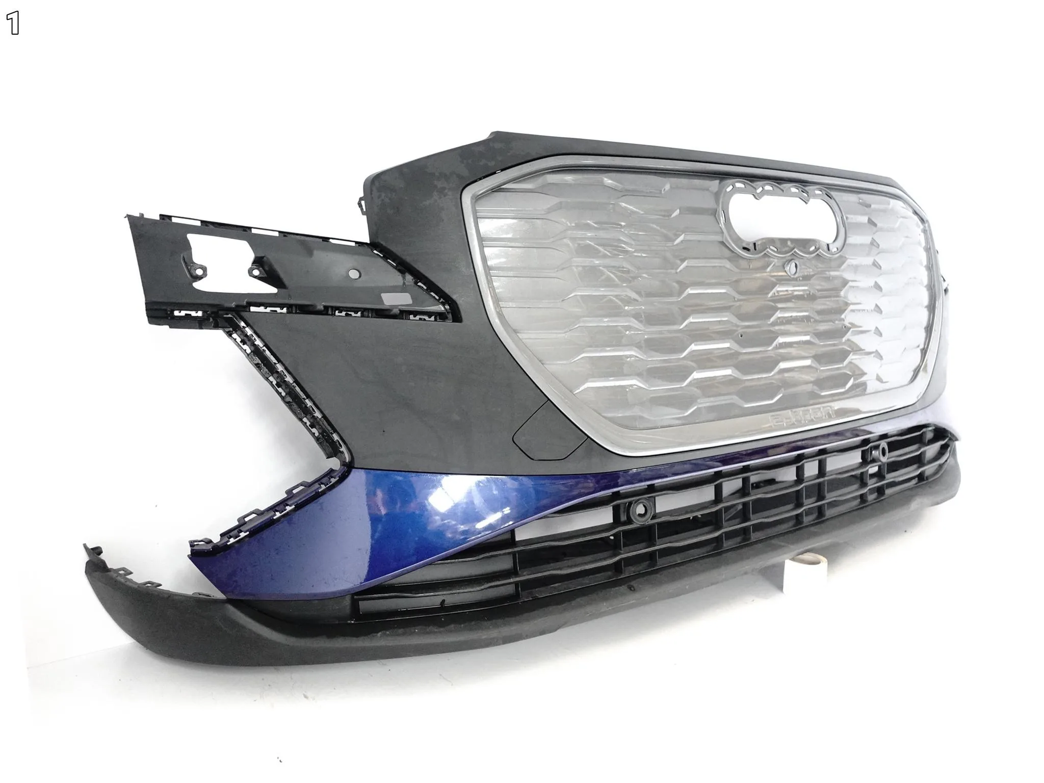 AUDI Q4 E-TRON 89A F4 21- ZDERZAK GRILL ATRAPA SPOILER KRATKA BLENDA PRZÓD AUDI Q4 E-TRON 89A F4 21- ZDERZAK GRILL ATRAPA SPOILER KRATKA BLENDA PRZÓD - obrazek 2
