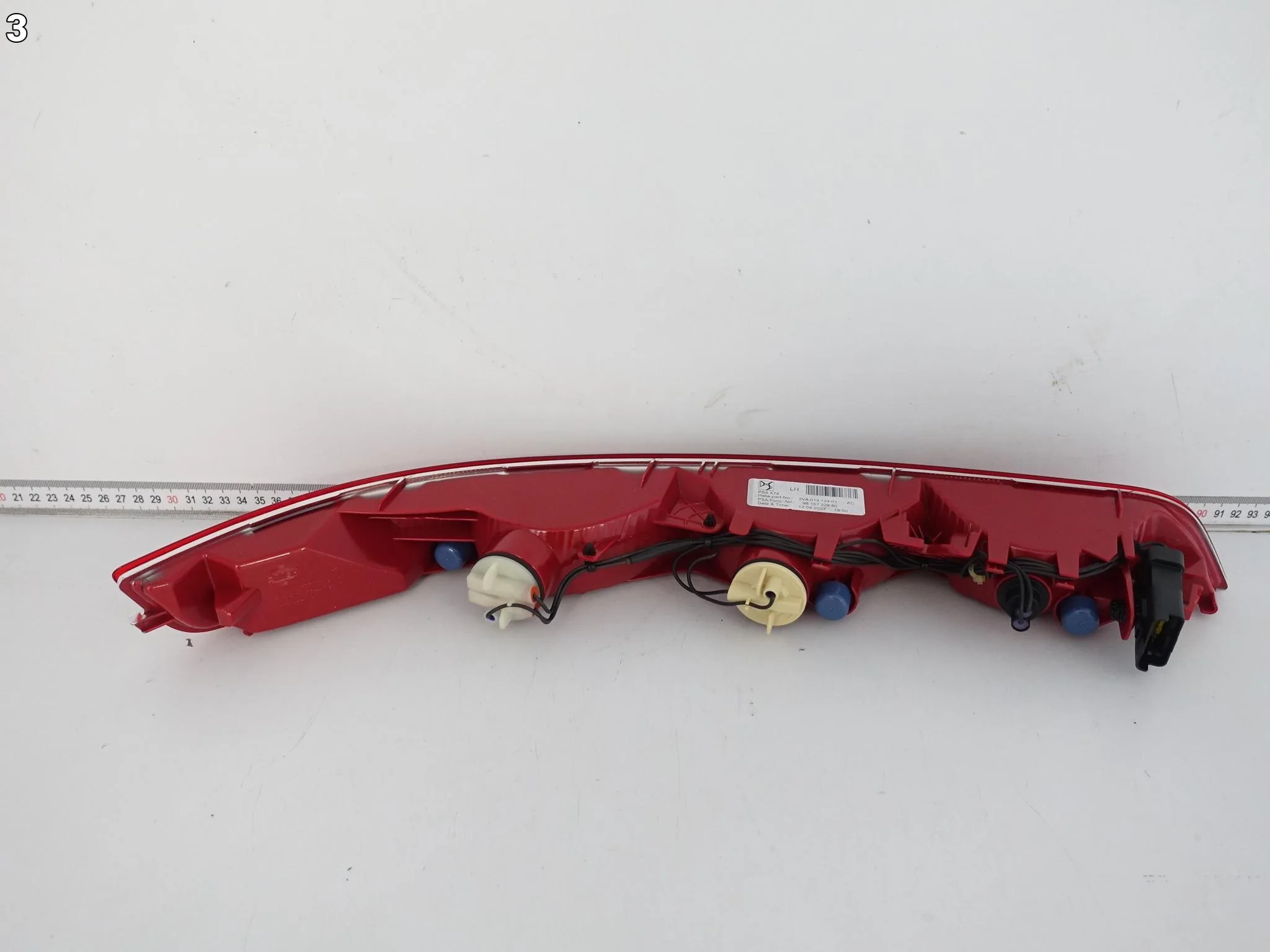 CITROEN DS 7 DS7 CROSSBACK 17- LAMPA PRZECIWMGIELNA LEWA TYŁ W ZDERZAK EU CITROEN DS 7 DS7 CROSSBACK 17- LAMPA PRZECIWMGIELNA LEWA TYŁ W ZDERZAK EU - obrazek 4
