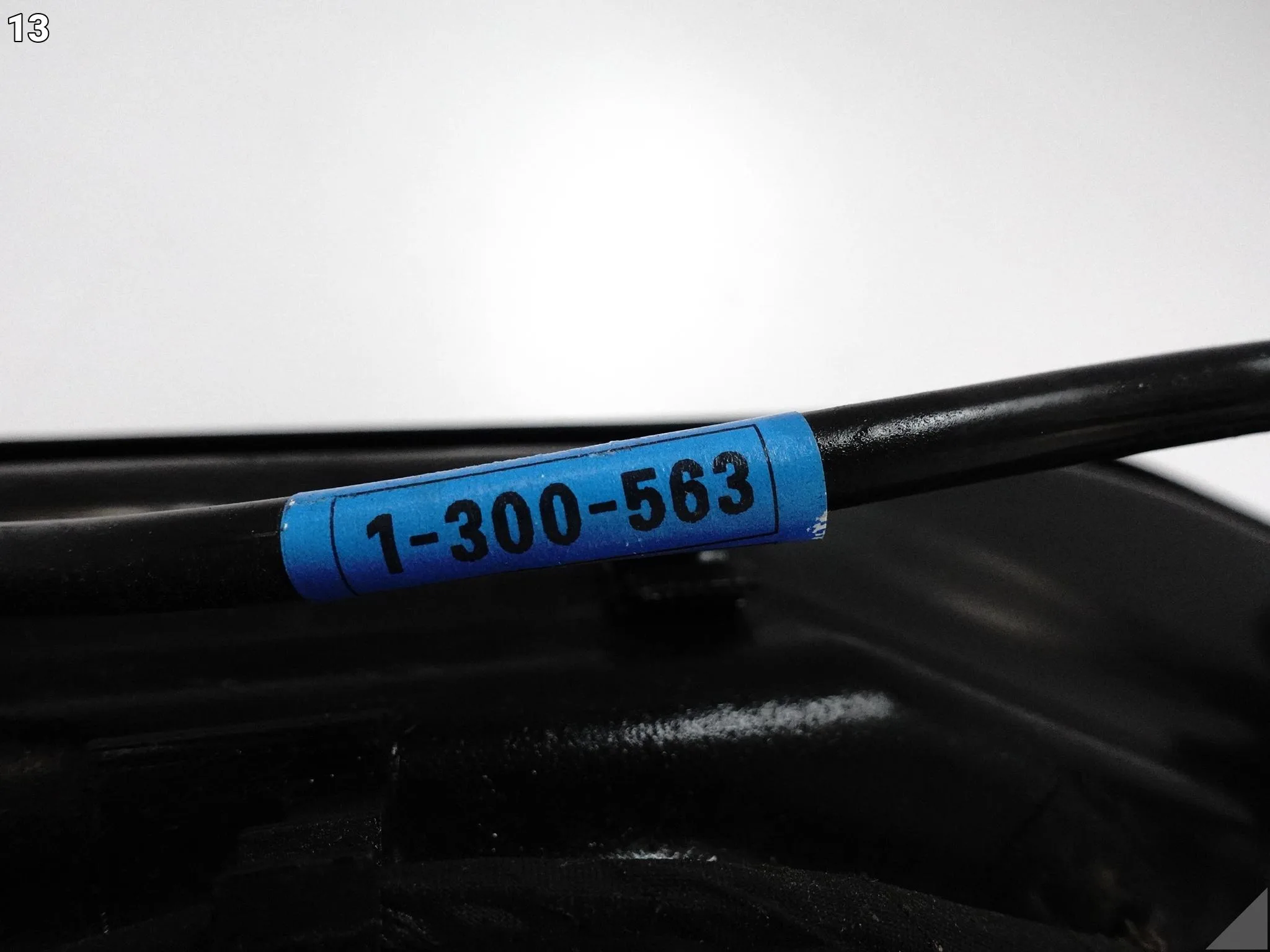 BMW G14 G15 G16 G30 G31 G32 ZBIORNIK ZBIORNICZEK PASYWNY ACR ADBLUE + POMPA BMW G14 G15 G16 G30 G31 G32 ZBIORNIK ZBIORNICZEK PASYWNY ACR ADBLUE + POMPA - obrazek 14