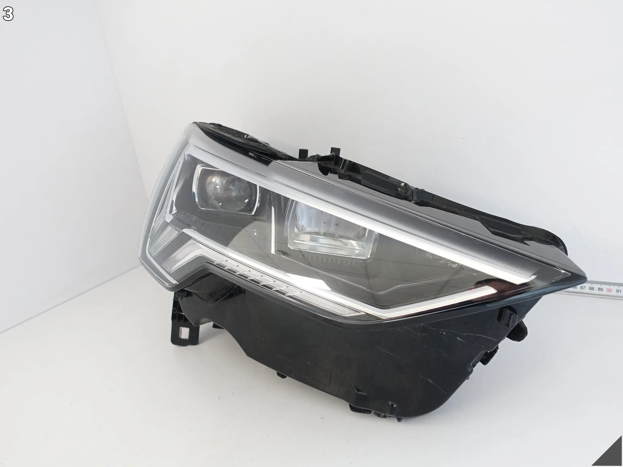 AUDI Q3 II (2 GENERACJA) F3 83A 18-25 LAMPA FULL LED PRAWA PRZÓD EUROPA 034 AUDI Q3 II (2 GENERACJA) F3 83A 18-25 LAMPA FULL LED PRAWA PRZÓD EUROPA 034 - obrazek 4