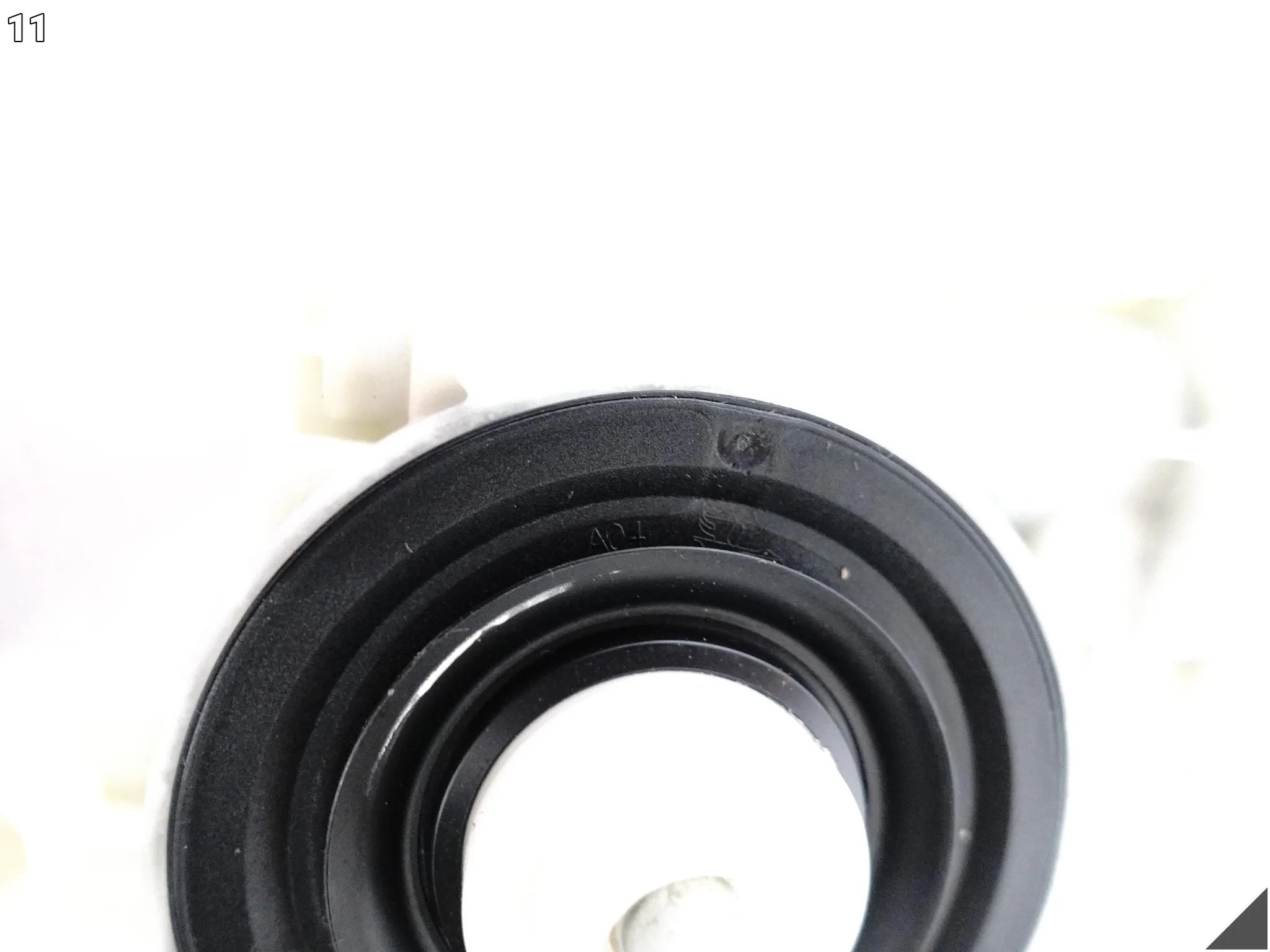 BMW 5 G30 G31 M5 F90 7 G11 G12 X3 G01 SILNICZEK PODNOSZENIA SZYBY LEWY TYŁ BMW 5 G30 G31 M5 F90 7 G11 G12 X3 G01 SILNICZEK PODNOSZENIA SZYBY LEWY TYŁ - obrazek 12