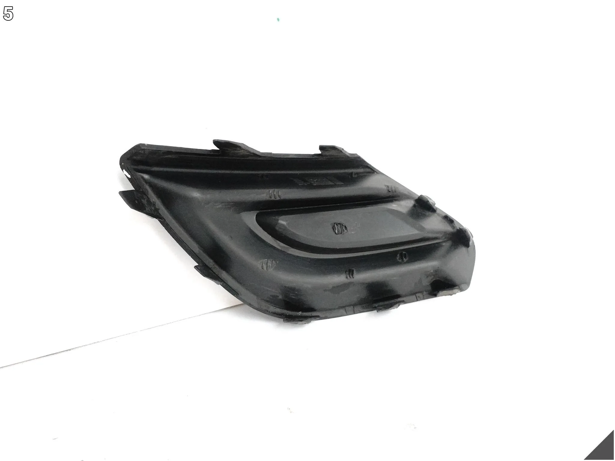 OPEL CORSA E V 14-19 KRATKA ATRAPA ZAŚLEPKA W ZDERZAK PRZÓD PRAWA OPEL CORSA E V 14-19 KRATKA ATRAPA ZAŚLEPKA W ZDERZAK PRZÓD PRAWA - obrazek 6