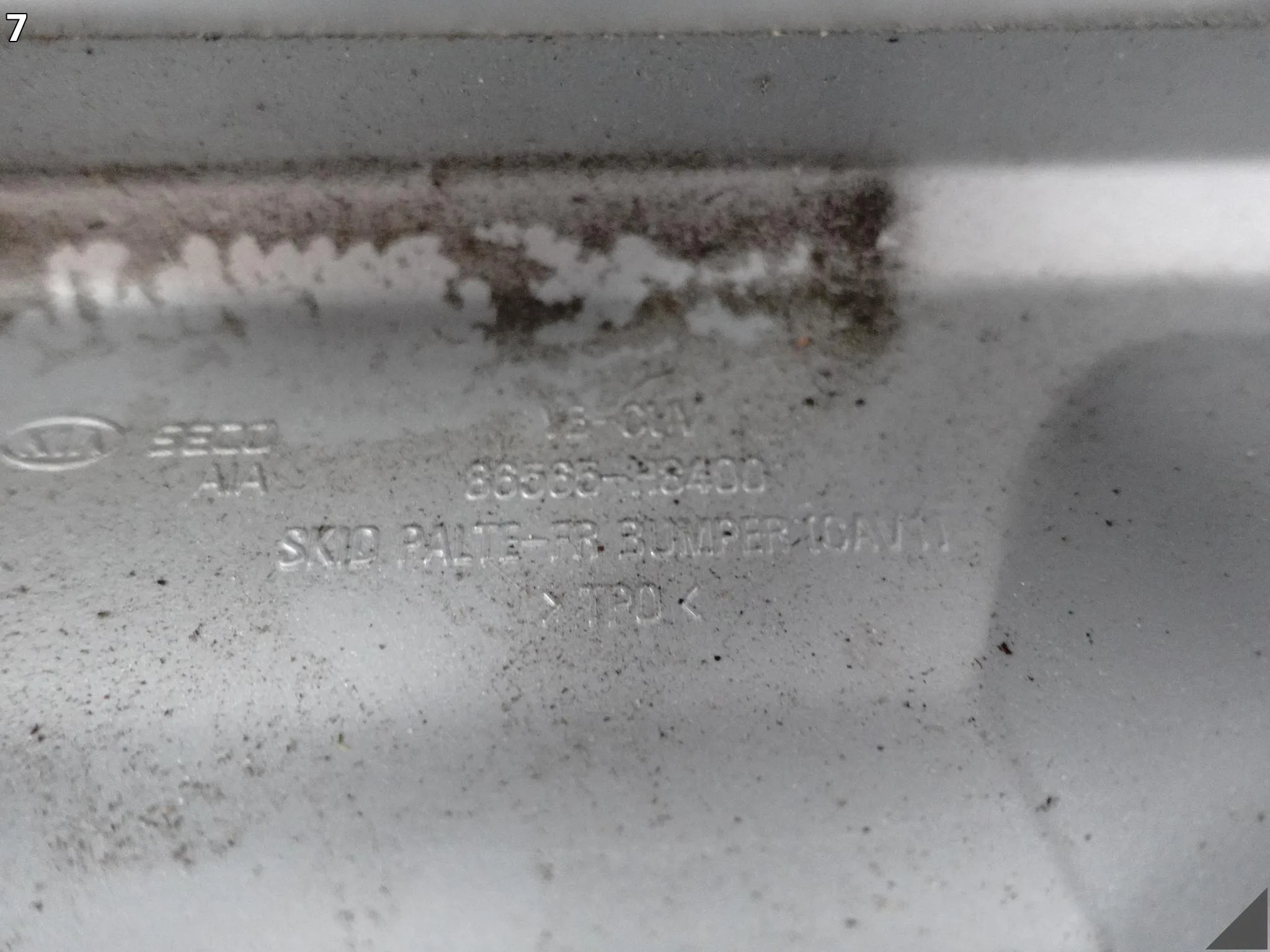 KIA STONIC YB 17- ZDERZAK LISTWA DOKŁADKA PRZÓD 86565-H8400 KIA STONIC YB 17- ZDERZAK LISTWA DOKŁADKA PRZÓD 86565-H8400 - obrazek 8