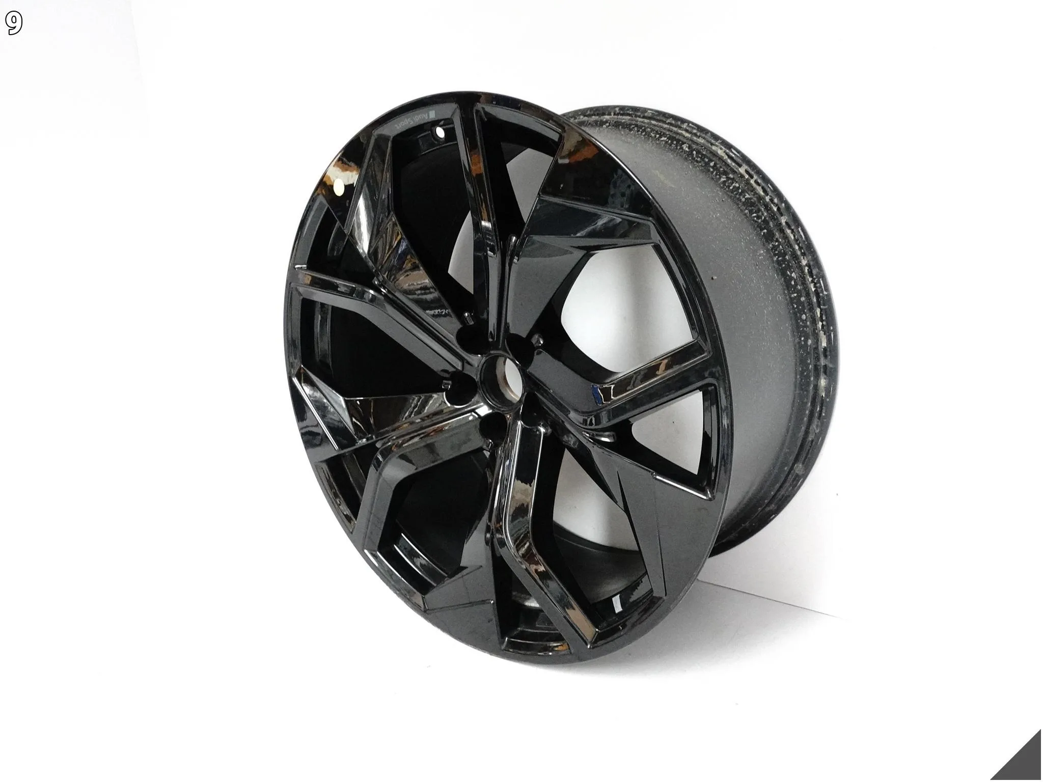 AUDI RSQ8 RS Q8 4M8 FELGA ALUFELGA 10,5Jx23 ET18 5×112 4M8601025AP AUDI RSQ8 RS Q8 4M8 FELGA ALUFELGA 10,5Jx23 ET18 5x112 4M8601025AP - obrazek 10