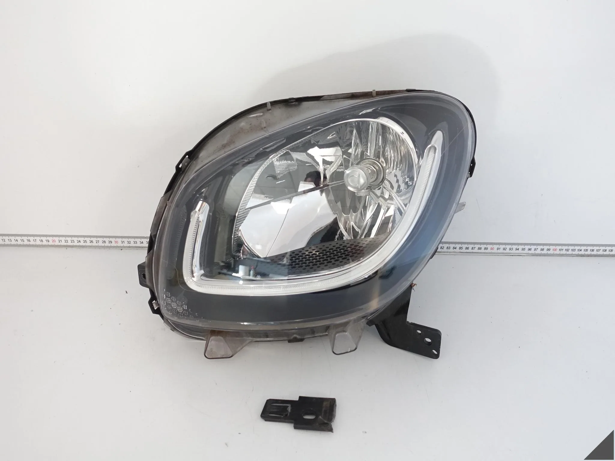 SMART FORTWO III (3 GENERACJA) A453 W453 14-19 LAMPA FULL LED LEWA PRZÓD EU SMART FORTWO III (3 GENERACJA) A453 W453 14-19 LAMPA FULL LED LEWA PRZÓD EU
