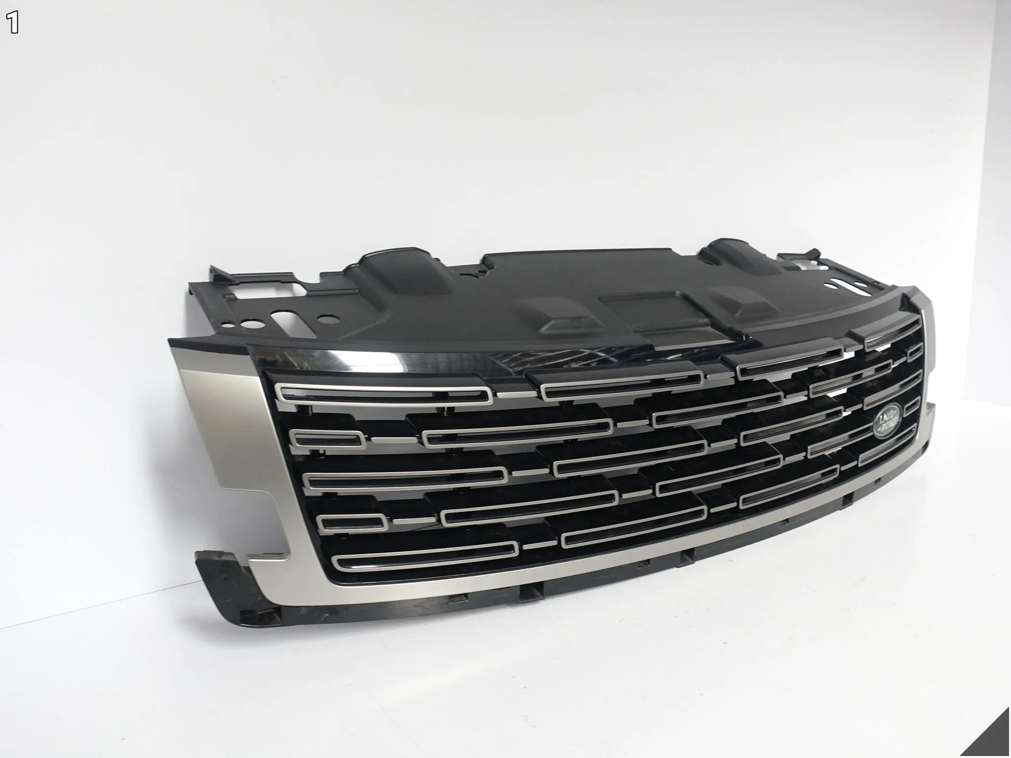 LAND ROVER RANGE ROVER L460 V 5 22- GRILL ATRAPA WLOT W ZDERZAK PRZÓD LAND ROVER RANGE ROVER L460 V 5 22- GRILL ATRAPA WLOT W ZDERZAK PRZÓD - obrazek 2