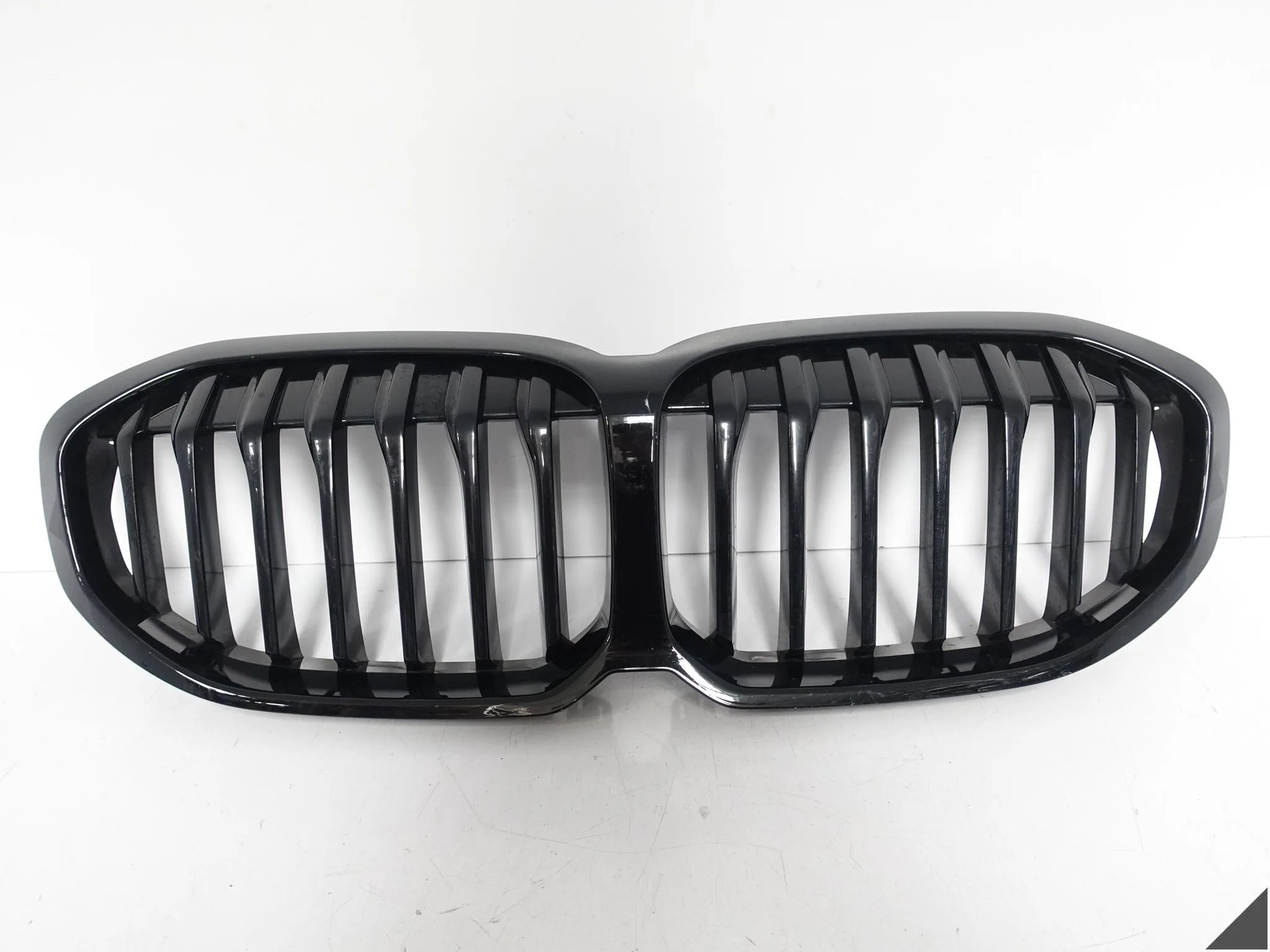 BMW 1 F40 M-PAKIET MSP 19-24 ZDERZAK GRILL ATRAPA NERKI PRZÓD BLACK SHADOW BMW 1 F40 M-PAKIET MSP 19-24 ZDERZAK GRILL ATRAPA NERKI PRZÓD BLACK SHADOW