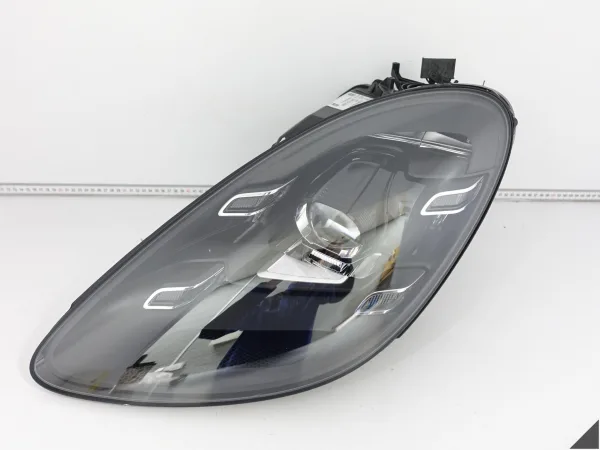 PORSCHE 718 982 CAYMAN BOXSTER SPYDER GT4 RS GT4RS PDLS LAMPA FULL LED LEWA
