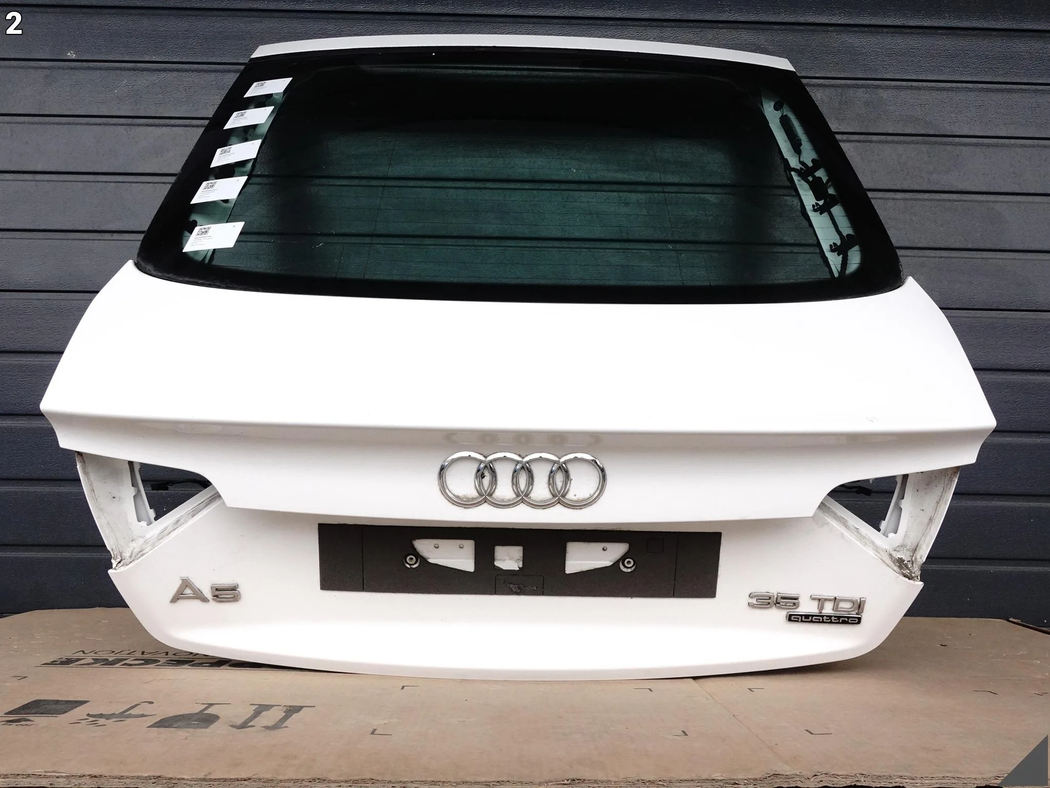 AUDI A5 S5 8T8 SPORTBACK LIFT 09-16 KLAPA POKRYWA BAGAŻNIKA SZYBA KOLOR Y9C AUDI A5 S5 8T8 SPORTBACK LIFT 09-16 KLAPA POKRYWA BAGAŻNIKA SZYBA KOLOR Y9C - obrazek 3