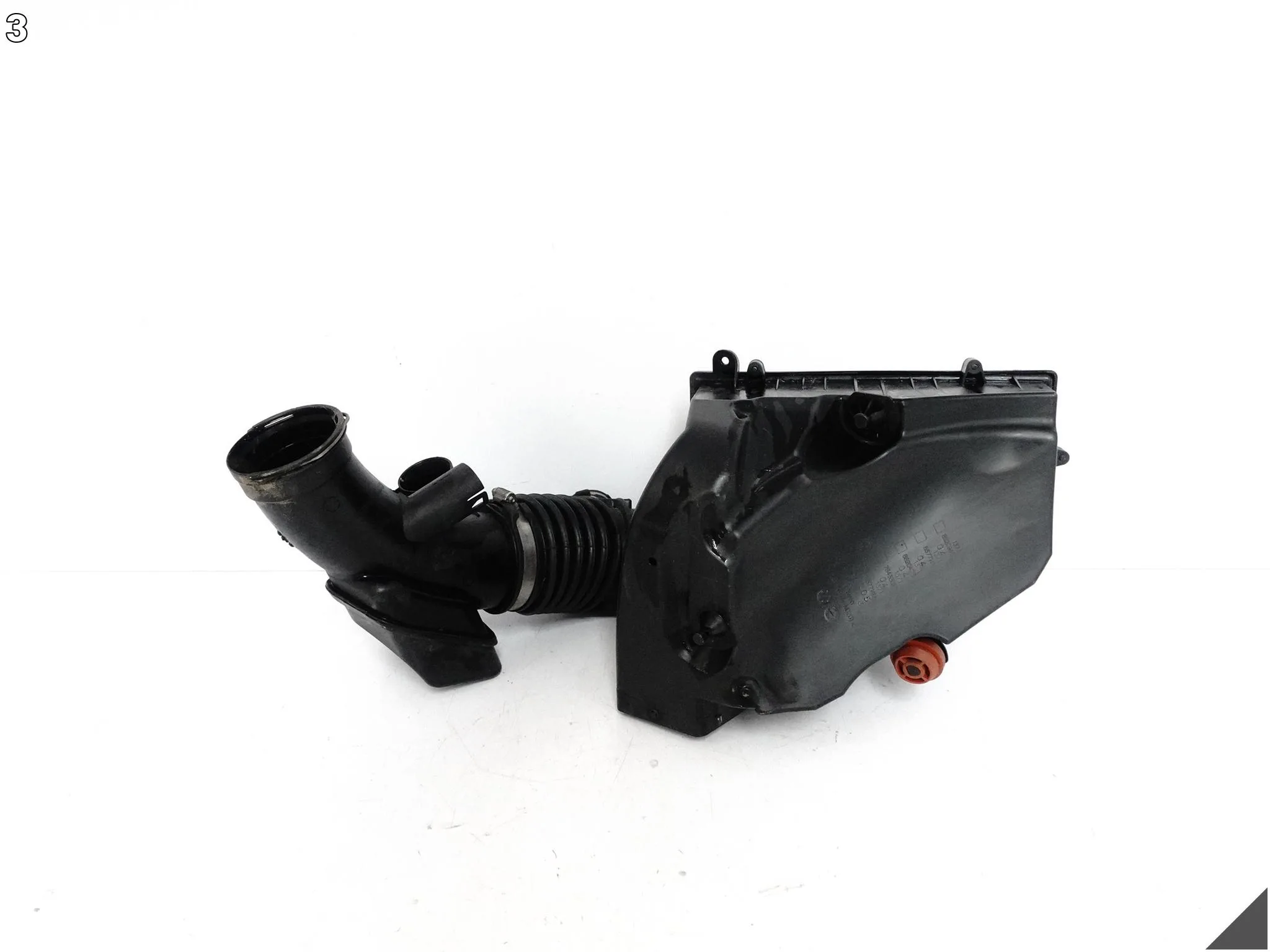 BMW G01 G02 G05 G11 G12 G30 G31 G32 OBUDOWA PRZEWÓD FILTRA POWIETRZA BMW G01 G02 G05 G11 G12 G30 G31 G32 OBUDOWA PRZEWÓD FILTRA POWIETRZA - obrazek 4