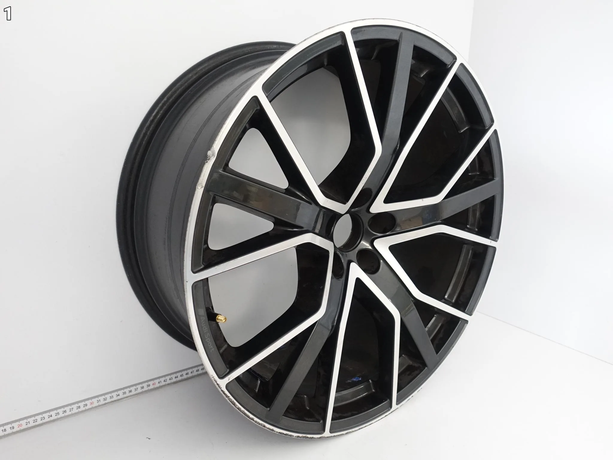 AUDI RSQ8 SQ8 Q8 S-LINE 4M8 SPORT FELGA 10Jx22 ET21 5×112 SPEEDLINE 4075 AUDI RSQ8 SQ8 Q8 S-LINE 4M8 SPORT FELGA 10Jx22 ET21 5x112 SPEEDLINE 4075 - obrazek 2