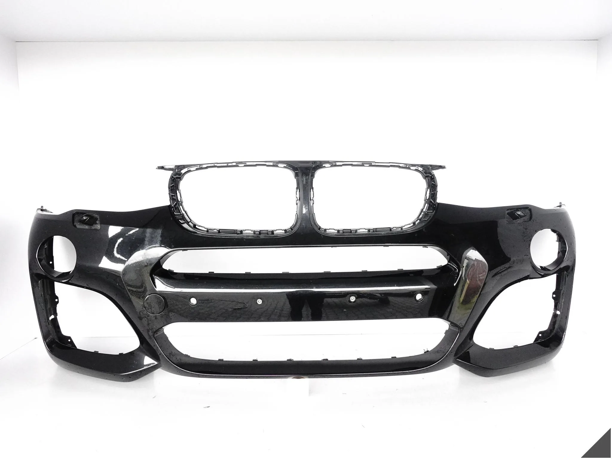 BMW X3 F25 LIFT LCI X4 F26 M-PAKIET MSP 14-17 ZDERZAK PRZÓD (SPRYSK/PDC) BMW X3 F25 LIFT LCI X4 F26 M-PAKIET MSP 14-17 ZDERZAK PRZÓD (SPRYSK/PDC)
