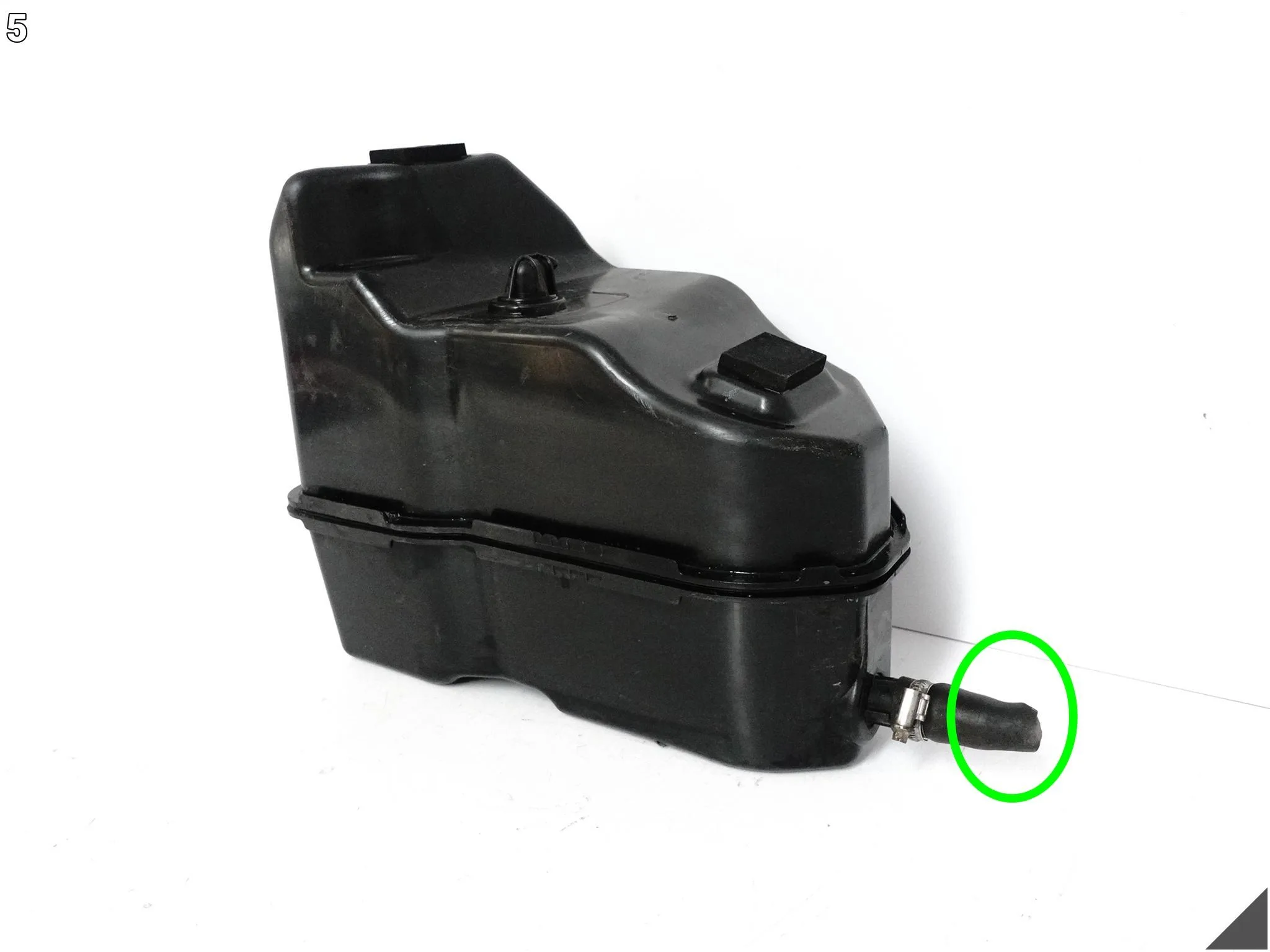 BMW G14 G15 G16 G30 G31 G32 ZBIORNIK ZBIORNICZEK PASYWNY ACR ADBLUE + POMPA BMW G14 G15 G16 G30 G31 G32 ZBIORNIK ZBIORNICZEK PASYWNY ACR ADBLUE + POMPA - obrazek 6