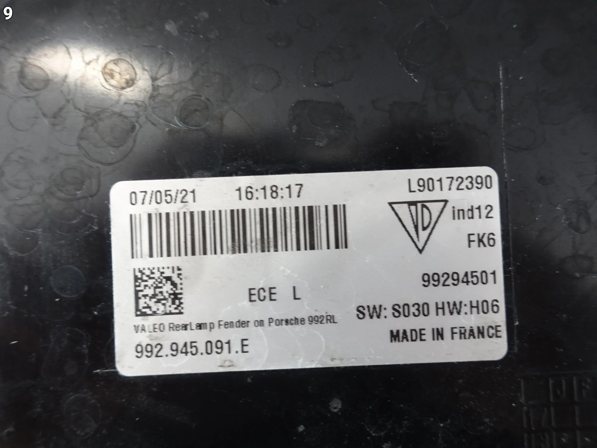 PORSCHE 911 992 19- LAMPA LED W BŁOTNIK LEWA TYŁ EUROPA BASE 992945091E PORSCHE 911 992 19- LAMPA LED W BŁOTNIK LEWA TYŁ EUROPA BASE 992945091E - obrazek 10
