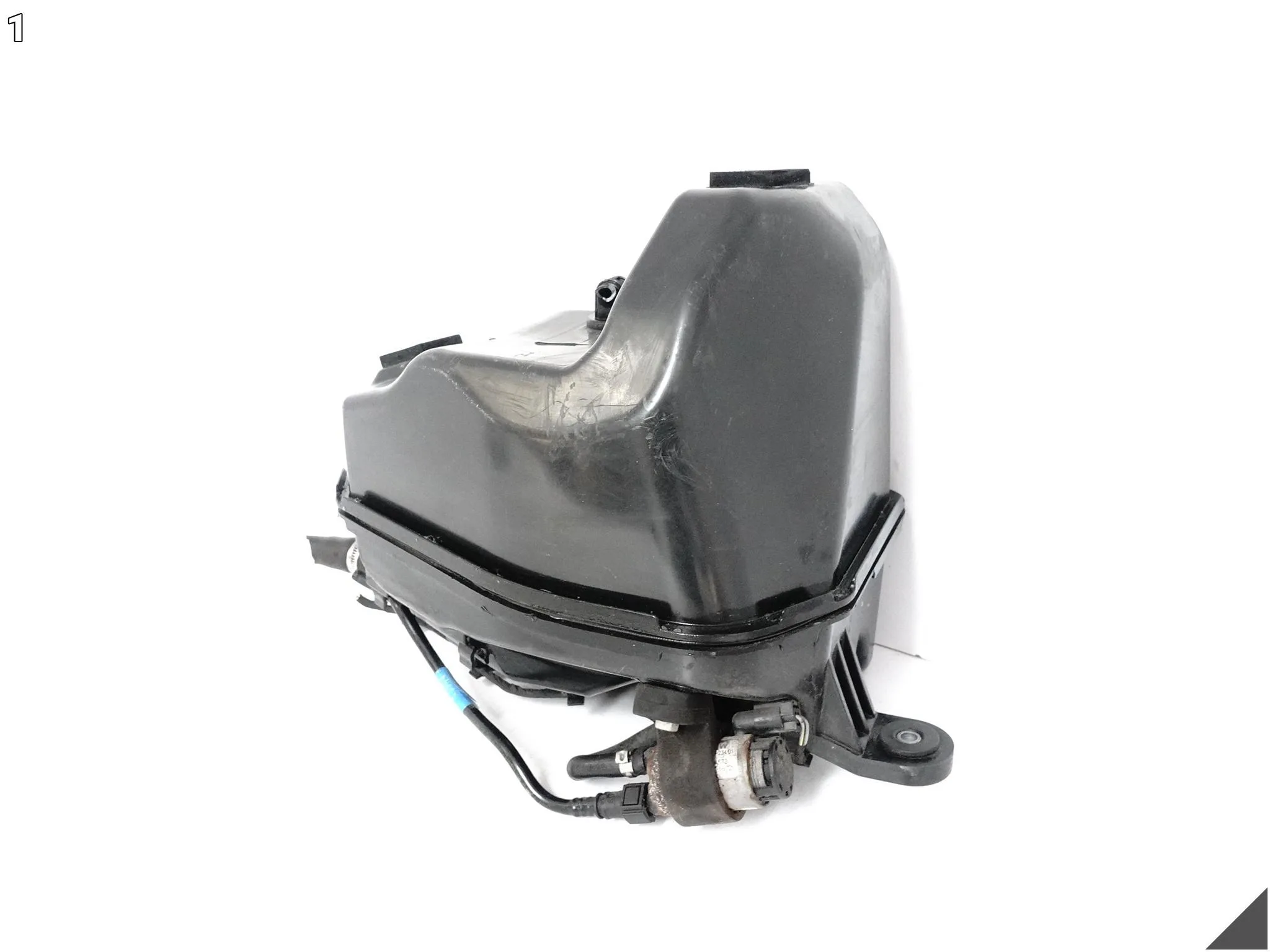 BMW G14 G15 G16 G30 G31 G32 ZBIORNIK ZBIORNICZEK PASYWNY ACR ADBLUE + POMPA BMW G14 G15 G16 G30 G31 G32 ZBIORNIK ZBIORNICZEK PASYWNY ACR ADBLUE + POMPA - obrazek 2
