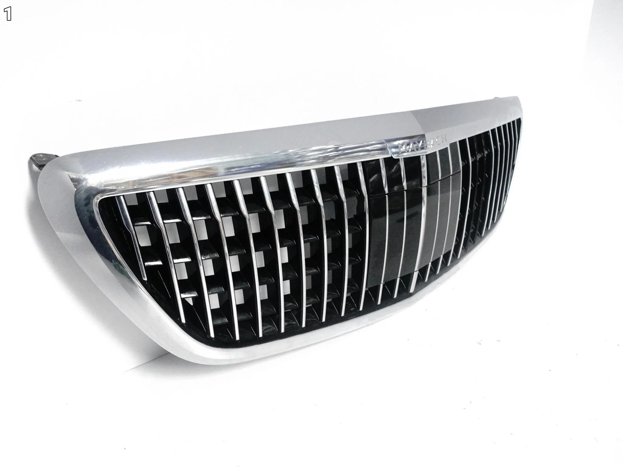 MERCEDES S-KLASA MAYBACH W222 X222 LIFT MOPF 17-20 GRILL ATRAPA POD RADAR MERCEDES S-KLASA MAYBACH W222 X222 LIFT MOPF 17-20 GRILL ATRAPA POD RADAR - obrazek 2