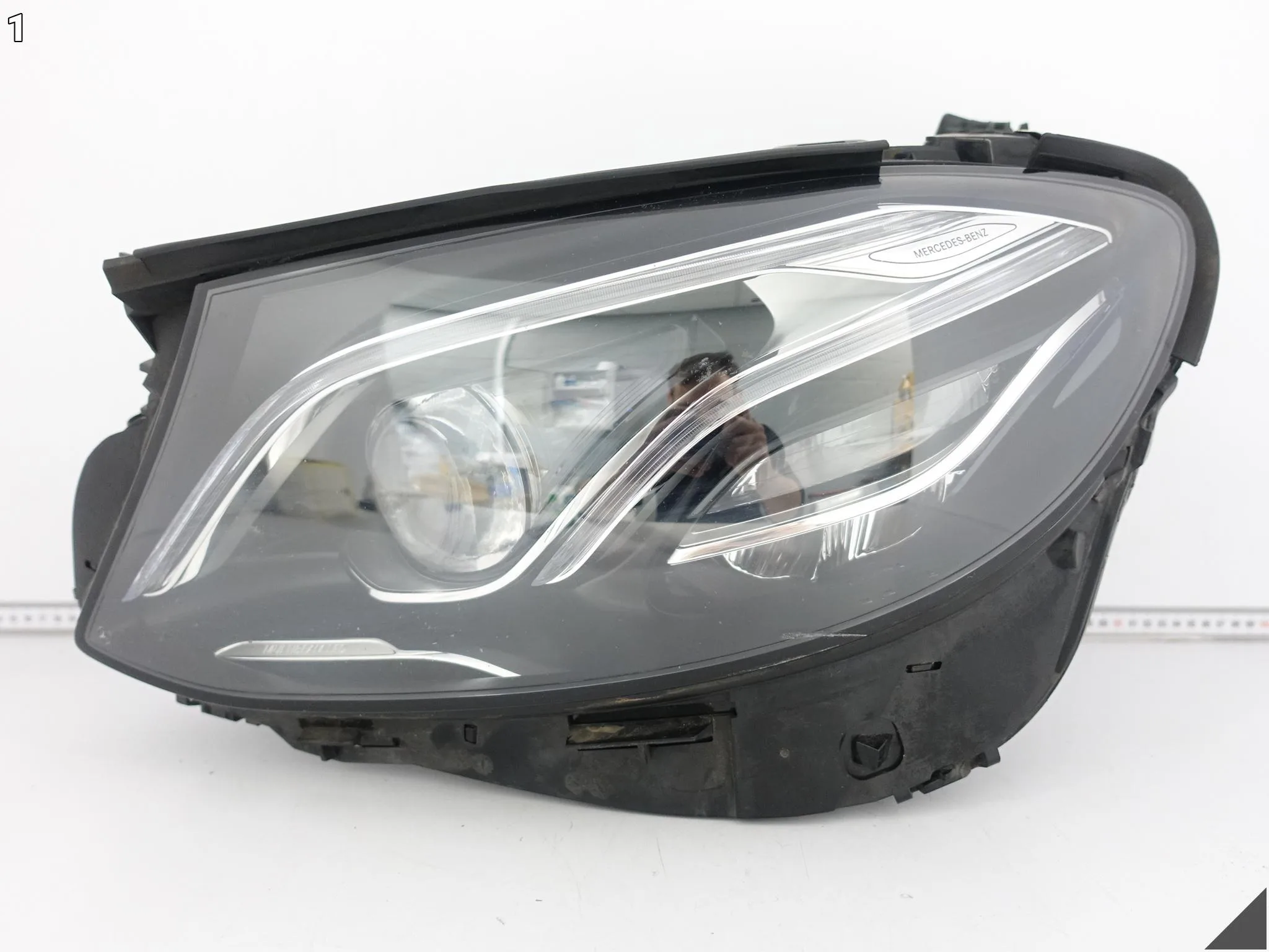 MERCEDES E-KLASA W213 S213 16-20 LAMPA FULL LED MULTIBEAM LEWA PRZÓD EU MERCEDES E-KLASA W213 S213 16-20 LAMPA FULL LED MULTIBEAM LEWA PRZÓD EU - obrazek 2