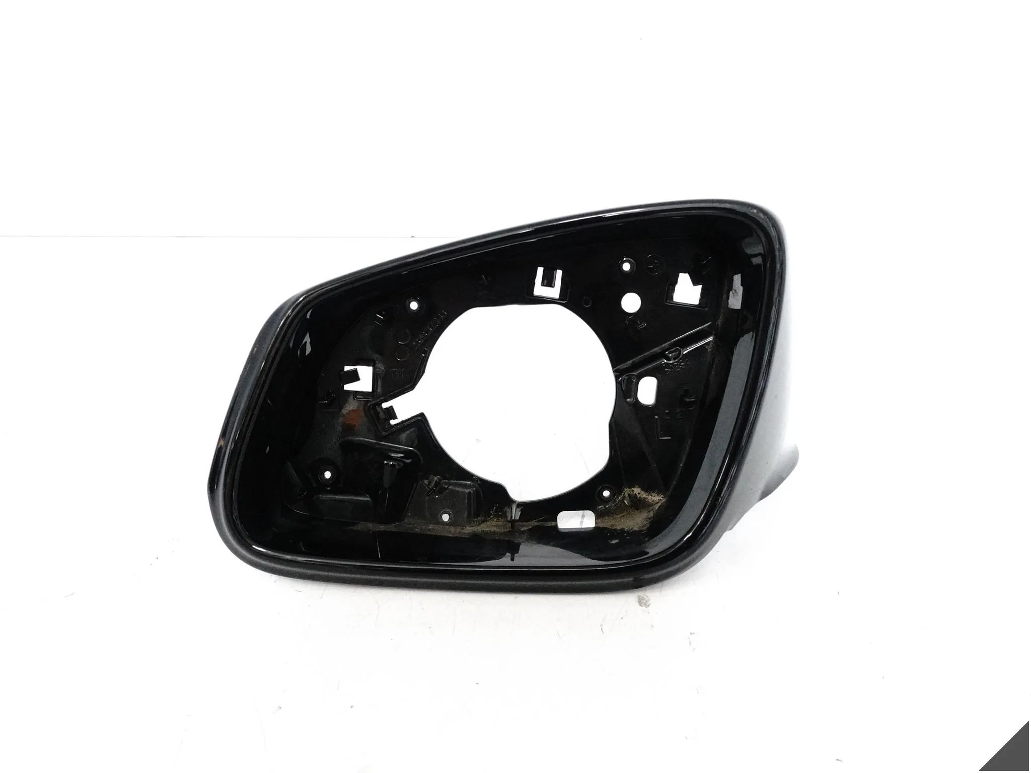 BMW F45 ACTIVE TOURER F46 GRAN TOURER X1 F48 RAMKA LUSTERKA ZEWNĘTRZNEGO L BMW F45 ACTIVE TOURER F46 GRAN TOURER X1 F48 RAMKA LUSTERKA ZEWNĘTRZNEGO L