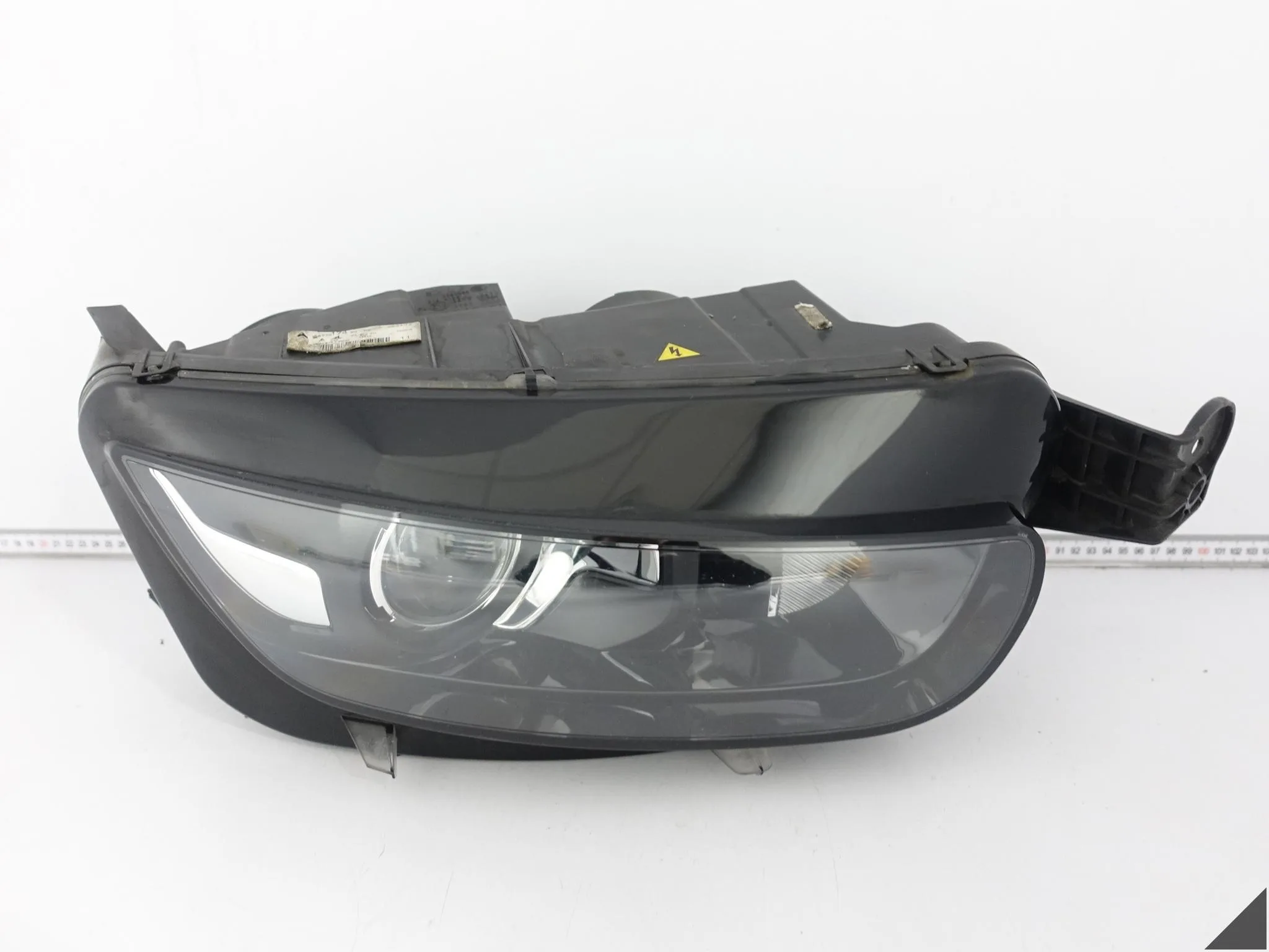 CITROEN C4 GRAND PICASSO II LIFT 13-22 LAMPA XENON PRAWA PRZÓD EUROPA CITROEN C4 GRAND PICASSO II LIFT 13-22 LAMPA XENON PRAWA PRZÓD EUROPA