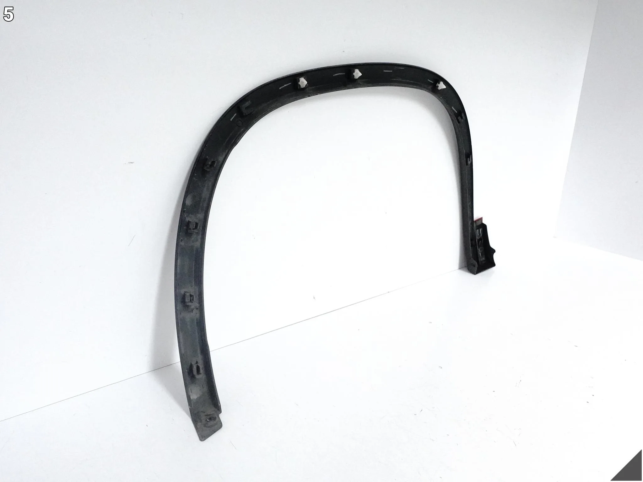 SKODA KODIAQ 565 16-24 LISTWA NAKŁADKA NA BŁOTNIK PRAWA PRZÓD 565853718A SKODA KODIAQ 565 16-24 LISTWA NAKŁADKA NA BŁOTNIK PRAWA PRZÓD 565853718A - obrazek 6