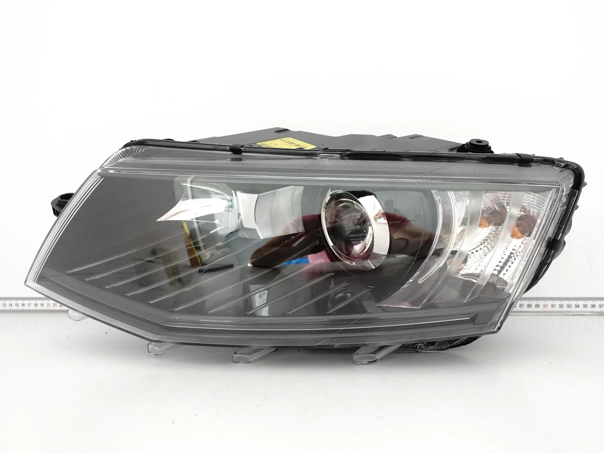SKODA OCTAVIA III 3 5E1 12-16 LAMPA XENON + LED LEWA PRZÓD EUROPA NOWA ORG SKODA OCTAVIA III 3 5E1 12-16 LAMPA XENON + LED LEWA PRZÓD EUROPA NOWA ORG