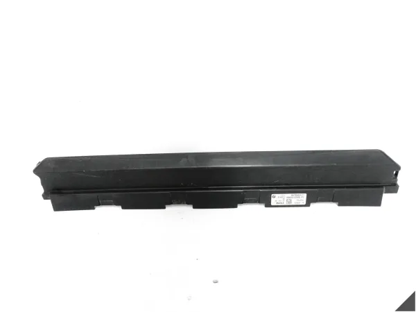 BMW G11 G12 G14 G15 G16 G30 G31 G32 OSŁONA GÓRNA CHŁODNIC PASA PRZEDNIEGO BMW G11 G12 G14 G15 G16 G30 G31 G32 OSŁONA GÓRNA CHŁODNIC PASA PRZEDNIEGO