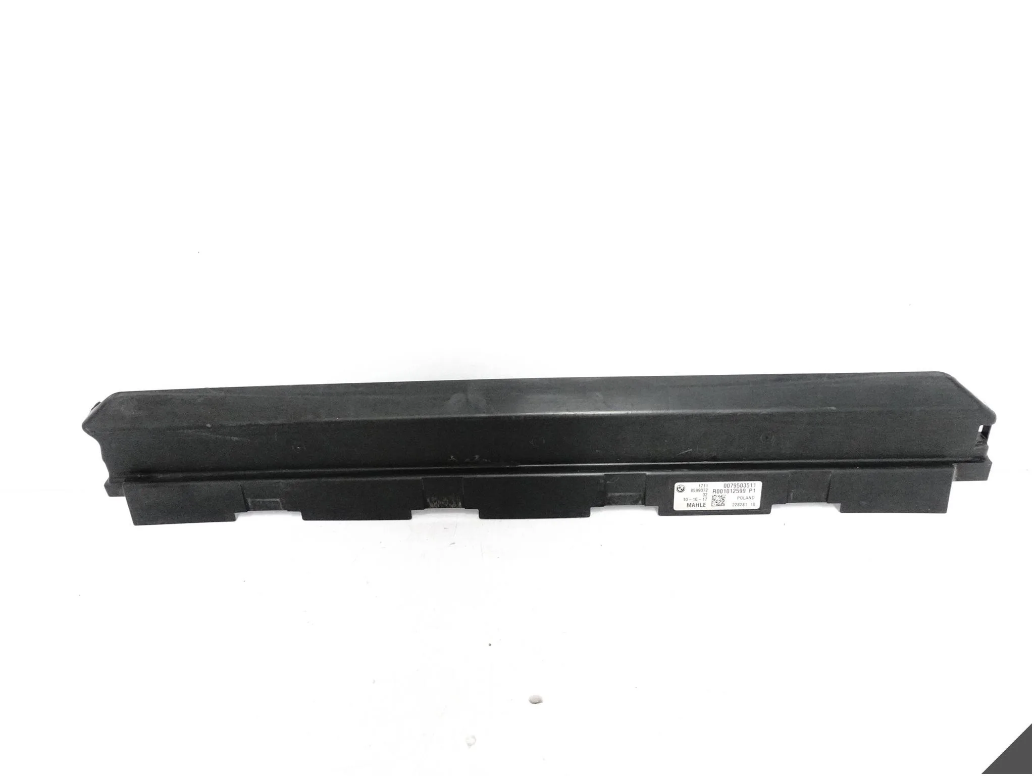 BMW G11 G12 G14 G15 G16 G30 G31 G32 OSŁONA GÓRNA CHŁODNIC PASA PRZEDNIEGO BMW G11 G12 G14 G15 G16 G30 G31 G32 OSŁONA GÓRNA CHŁODNIC PASA PRZEDNIEGO