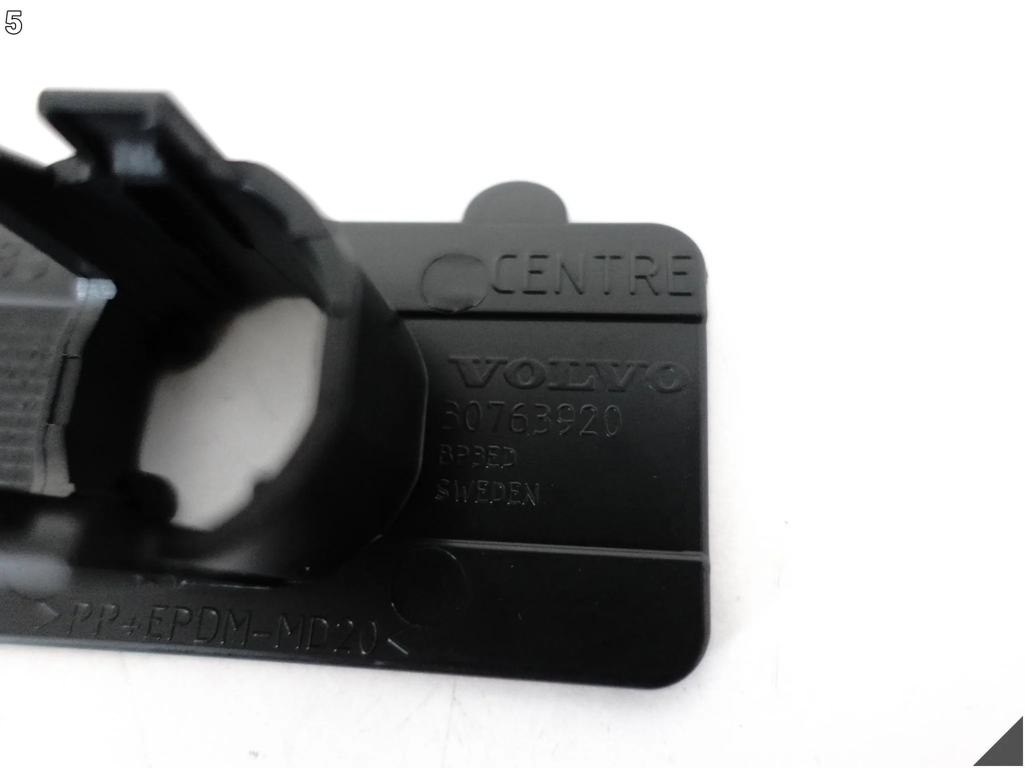 VOLVO V70 III 3 07-16 ZDERZAK MOCOWANIE CZUJNIKÓW PARKOWANIA PDC TYŁ ZESTAW VOLVO V70 III 3 07-16 ZDERZAK MOCOWANIE CZUJNIKÓW PARKOWANIA PDC TYŁ ZESTAW - obrazek 6
