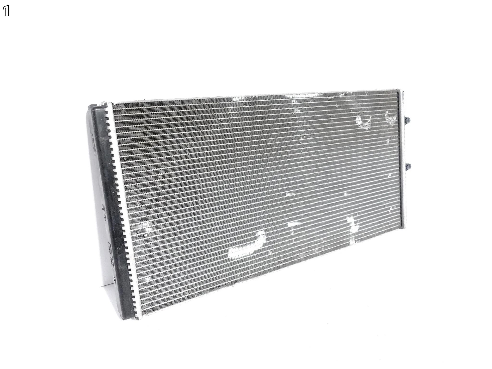 BMW M3 F80 M4 F82 F82 M2 F87 LCI LIFT i8 i12 i15 CHŁODNICA WODY BMW M3 F80 M4 F82 F82 M2 F87 LCI LIFT i8 i12 i15 CHŁODNICA WODY - obrazek 2