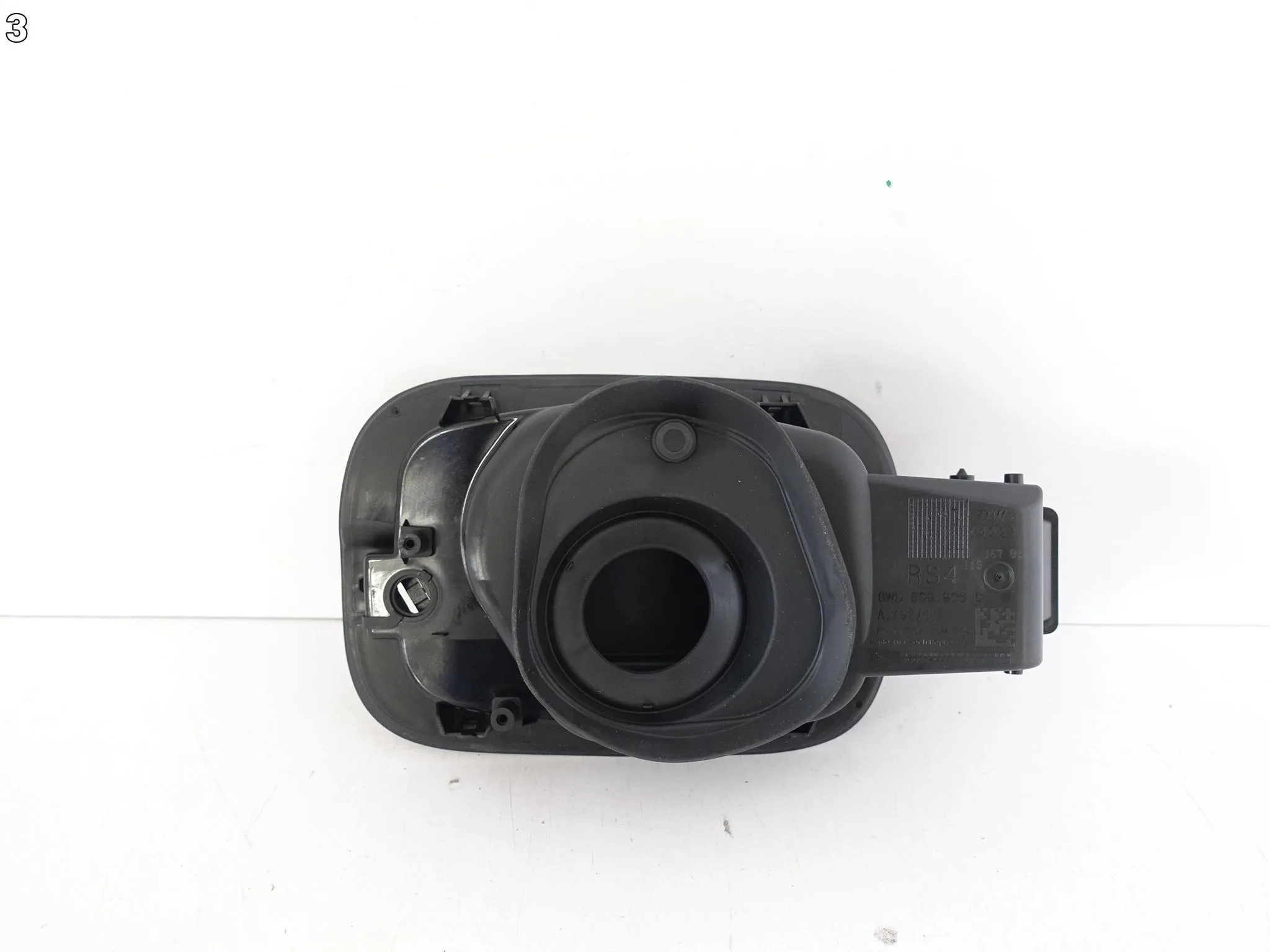 AUDI RS4 B9 8W0 LIFT 19-24 OBUDOWA KLAPKA WLEWU PALIWA 8W0809906C AUDI RS4 B9 8W0 LIFT 19-24 OBUDOWA KLAPKA WLEWU PALIWA 8W0809906C - obrazek 4