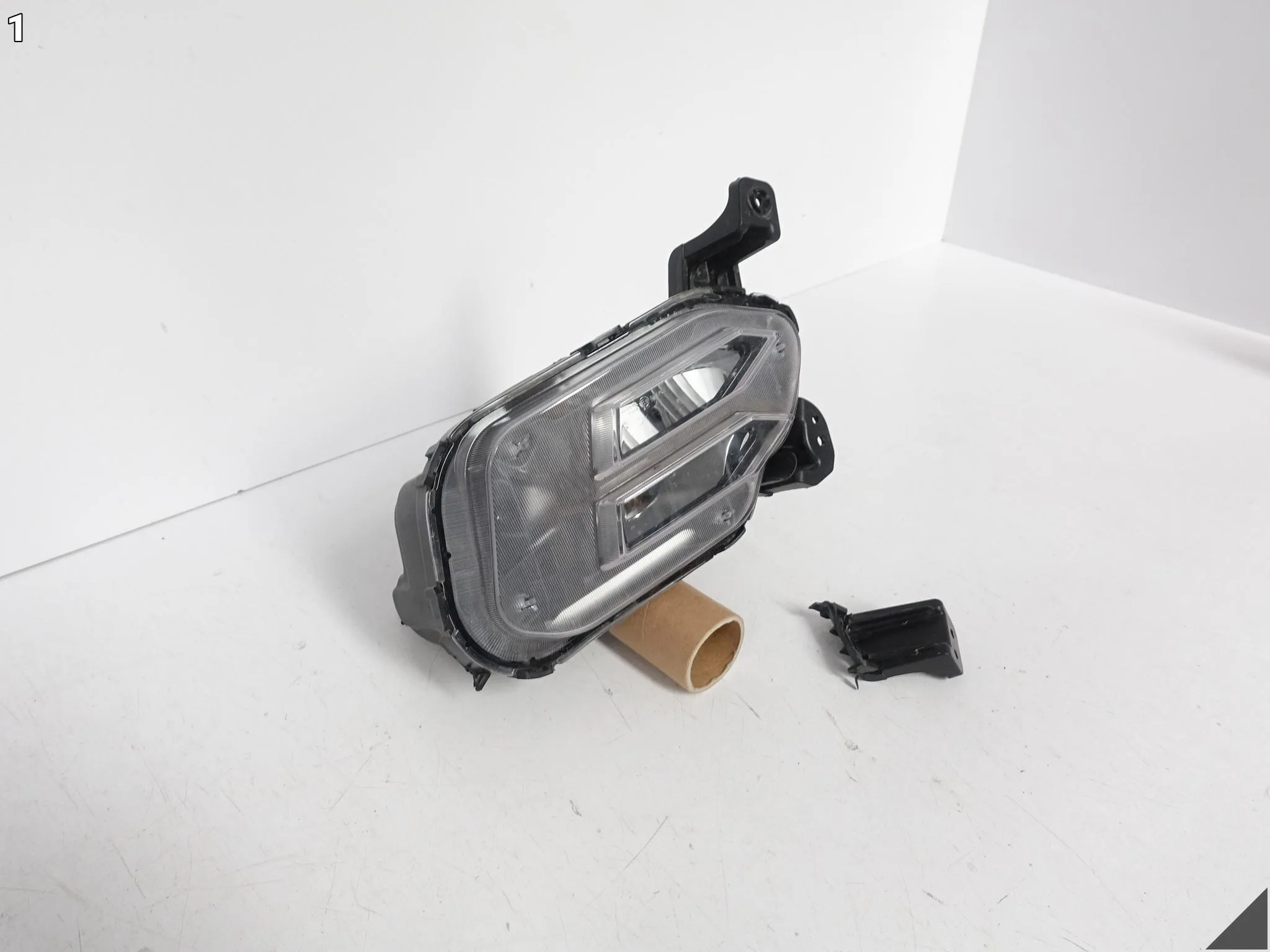 KIA SORENTO IV (4 GENERACJA) 20-23 LAMPA LED DRL HALOGEN LED PRAWY PRZÓD KIA SORENTO IV (4 GENERACJA) 20-23 LAMPA LED DRL HALOGEN LED PRAWY PRZÓD - obrazek 2