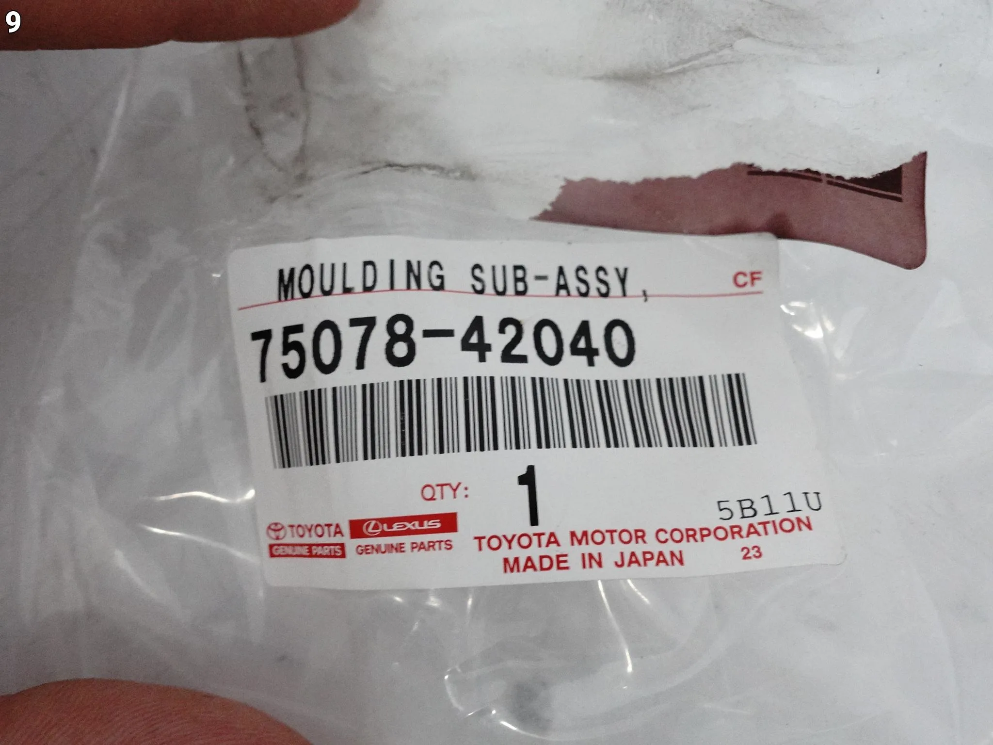 TOYOTA RAV4 V 5 19- DOLNA LISTWA OSŁONA DRZWI LEWA TYŁ 75078-42040 ORG TOYOTA RAV4 V 5 19- DOLNA LISTWA OSŁONA DRZWI LEWA TYŁ 75078-42040 ORG - obrazek 10