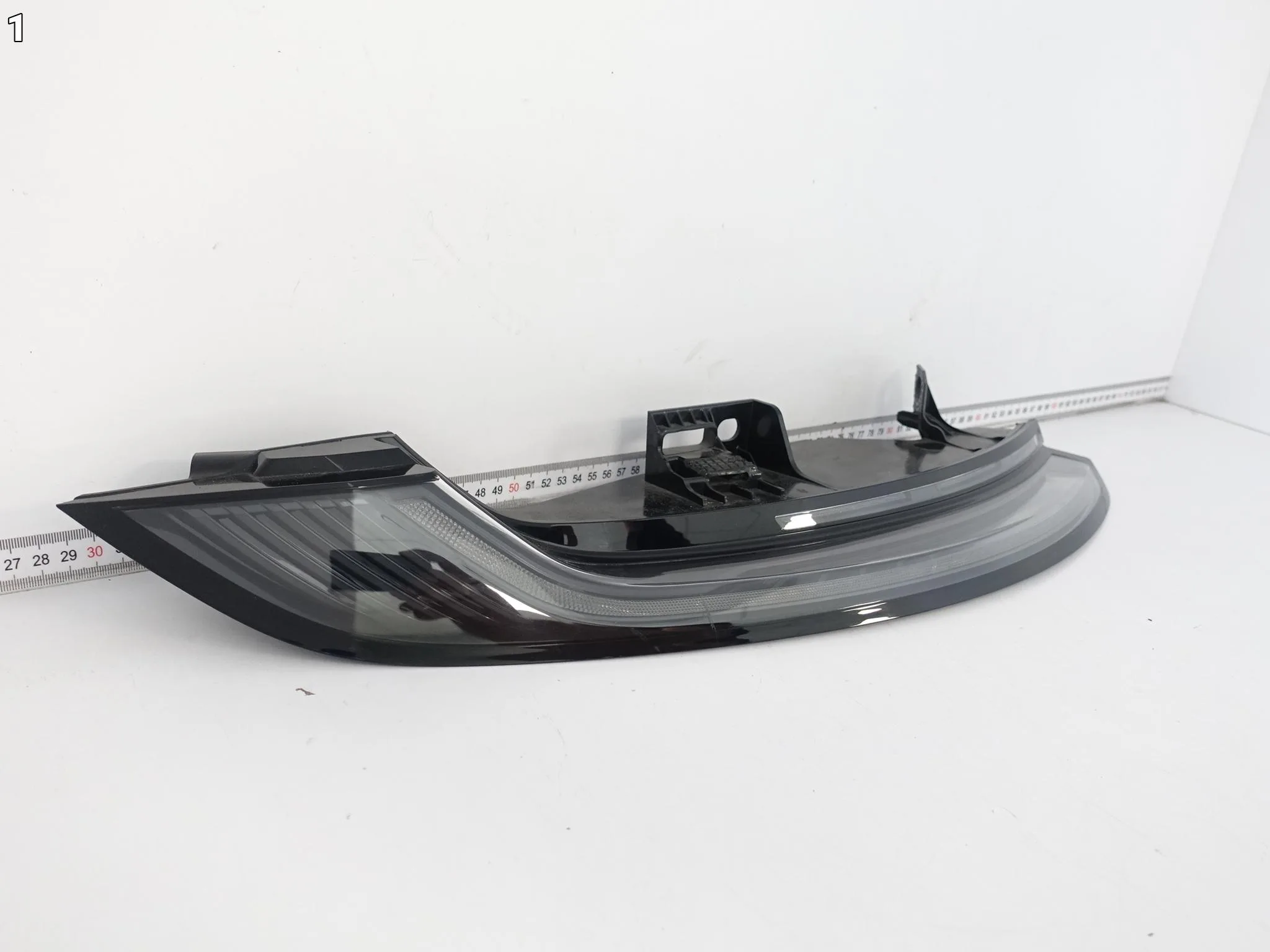 PORSCHE 911 992 19- LAMPA LED W BŁOTNIK LEWA TYŁ EUROPA BASE 992945091E PORSCHE 911 992 19- LAMPA LED W BŁOTNIK LEWA TYŁ EUROPA BASE 992945091E - obrazek 2