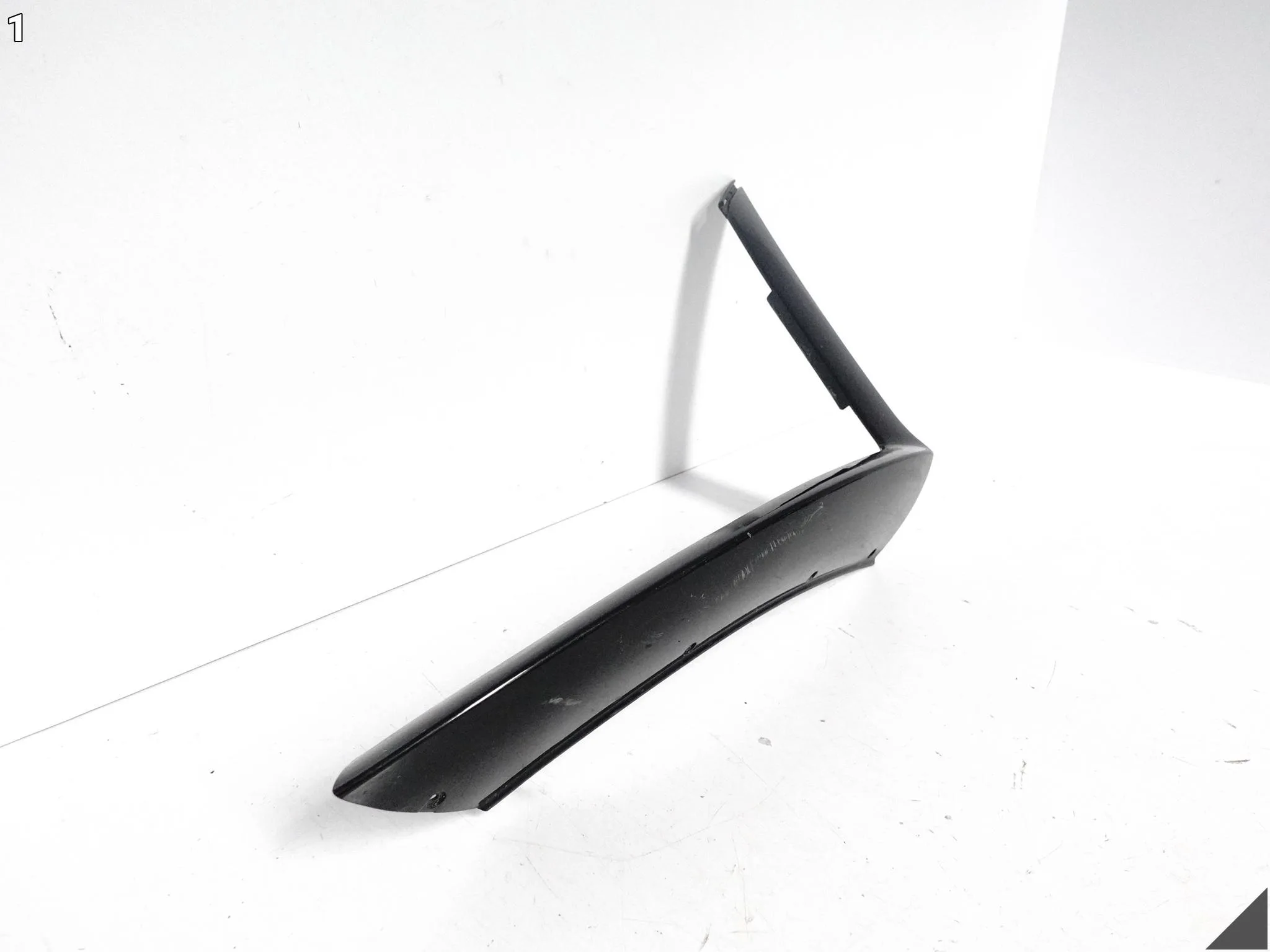 MERCEDES CLA C118 II 2 X118 AMG 19-22 ZDERZAK LISTWA SPOILER LEWA PRZÓD MERCEDES CLA C118 II 2 X118 AMG 19-22 ZDERZAK LISTWA SPOILER LEWA PRZÓD - obrazek 2