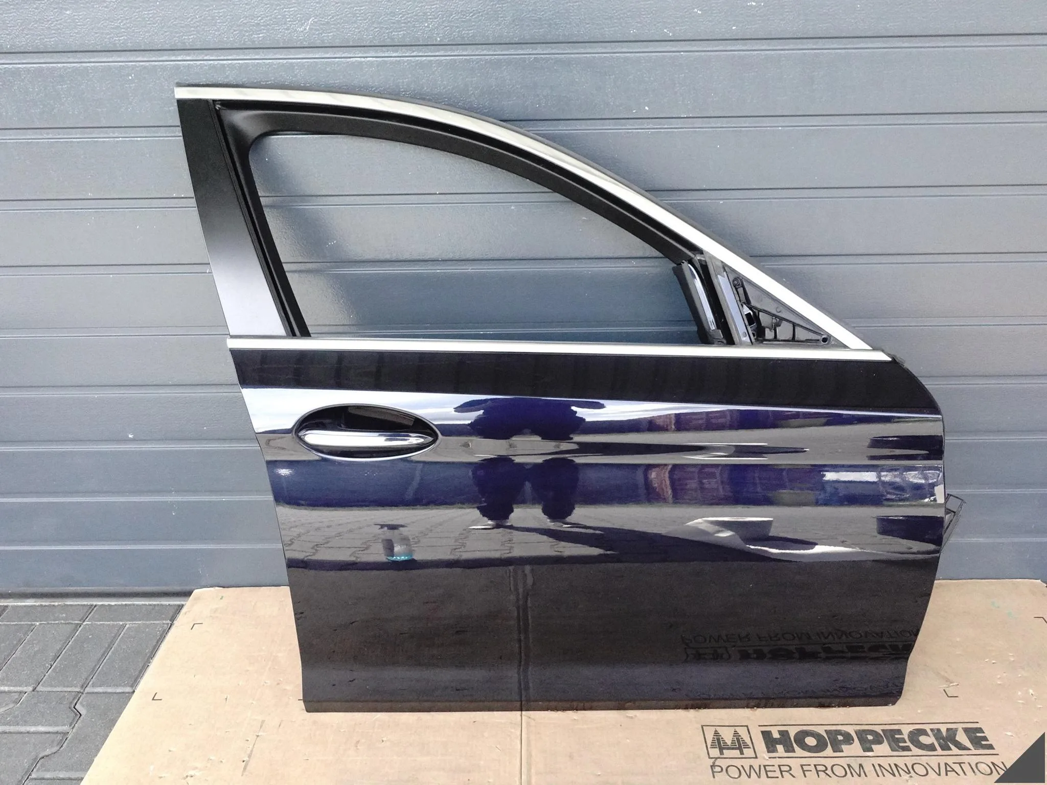 BMW 5 G30 G31 M5 F90 17-24 DRZWI KLAMKA WIĄZKA PRAWE PRZÓD A89 IMPERIALBLAU BMW 5 G30 G31 M5 F90 17-24 DRZWI KLAMKA WIĄZKA PRAWE PRZÓD A89 IMPERIALBLAU