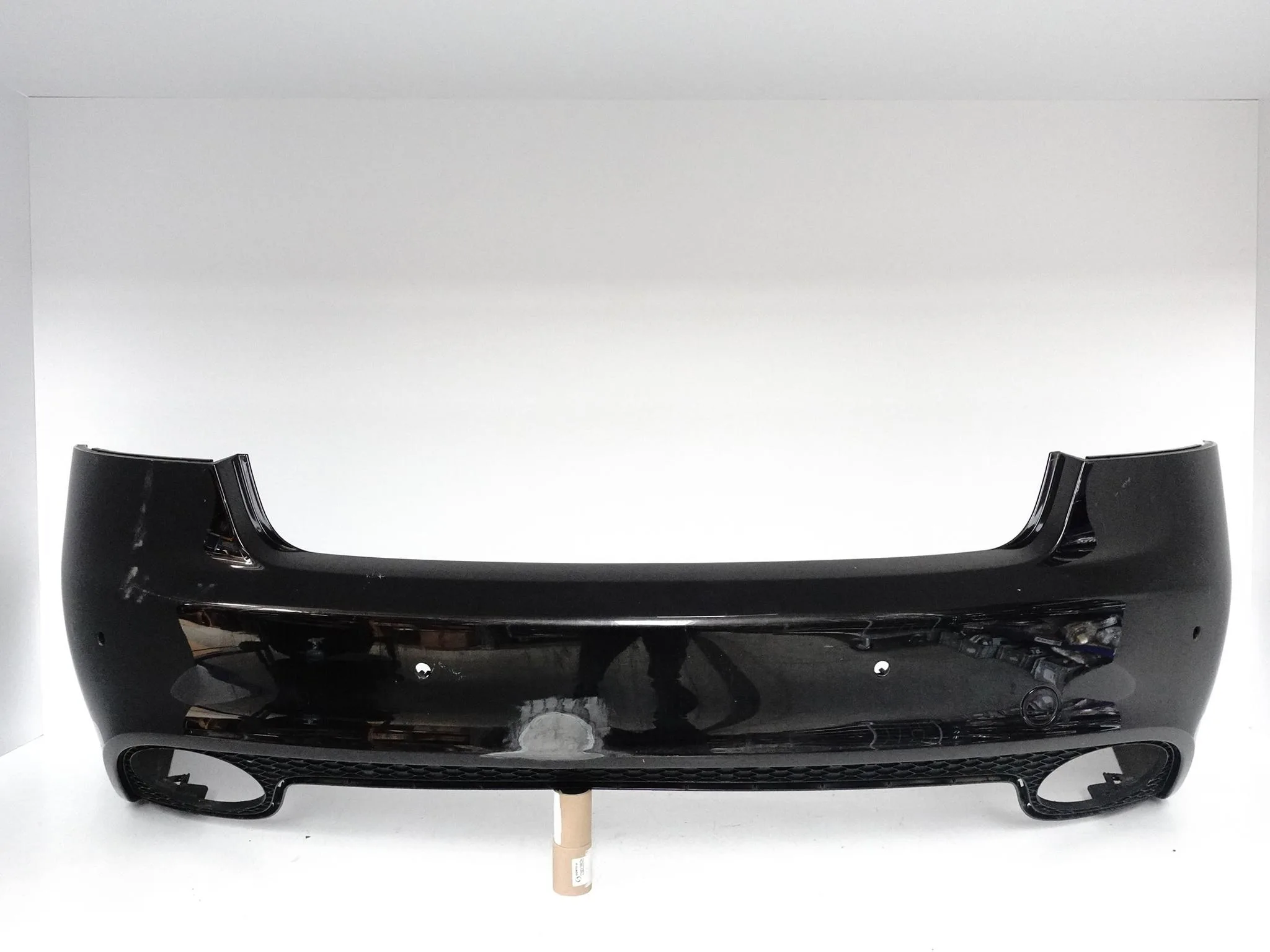 AUDI RS5 8T0 10-16 ZDERZAK BUMPER TYŁ (4xPDC) AUDI RS5 8T0 10-16 ZDERZAK BUMPER TYŁ (4xPDC)