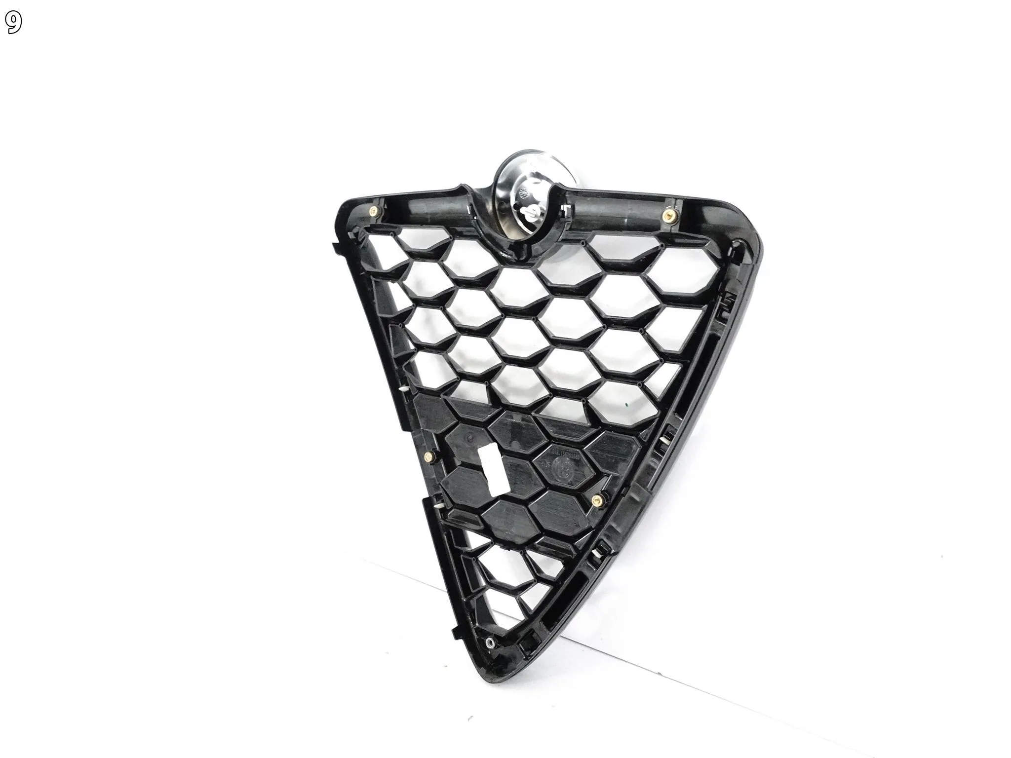 ALFA ROMEO GIULIETTA LIFT 16-20 GRILL ATRAPA KRATKA W ZDERZAK PRZÓD ALFA ROMEO GIULIETTA LIFT 16-20 GRILL ATRAPA KRATKA W ZDERZAK PRZÓD - obrazek 10