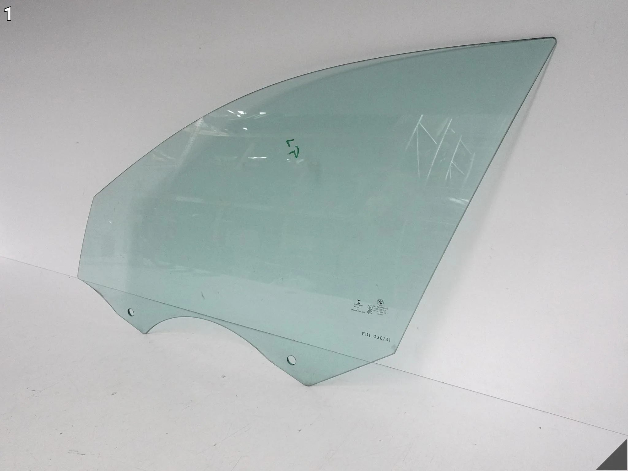 BMW 5 G30 G31 M5 F90 17-24 SZYBA BOCZNA KIEROWCY DRZWI LEWA PRZÓD 7339455 BMW 5 G30 G31 M5 F90 17-24 SZYBA BOCZNA KIEROWCY DRZWI LEWA PRZÓD 7339455 - obrazek 2