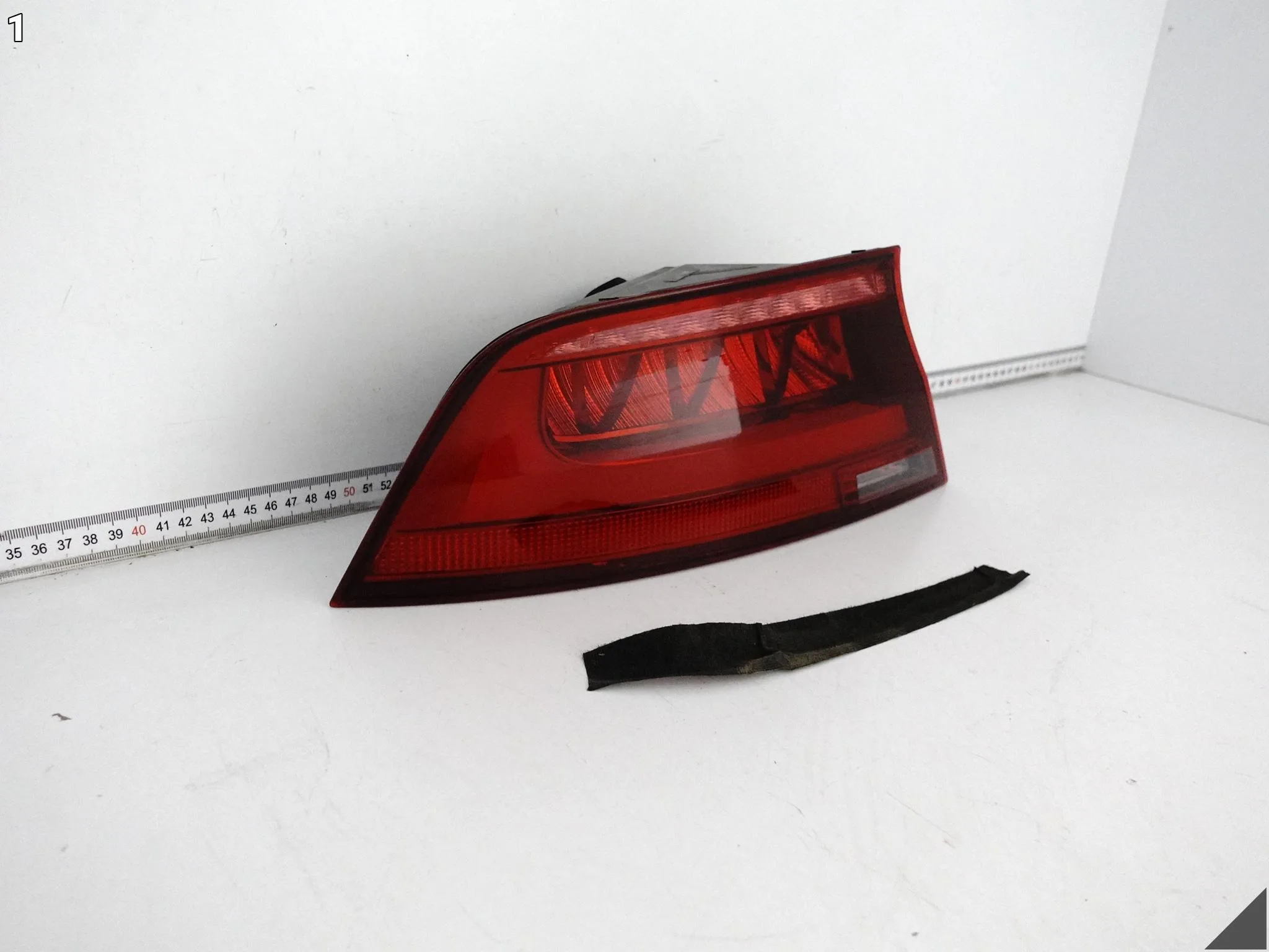 AUDI RS7 S7 4G8 C7 13-15 LAMPA LEWA TYŁ LED W BŁOTNIK CIEMNA EUROPA EU AUDI RS7 S7 4G8 C7 13-15 LAMPA LEWA TYŁ LED W BŁOTNIK CIEMNA EUROPA EU - obrazek 2