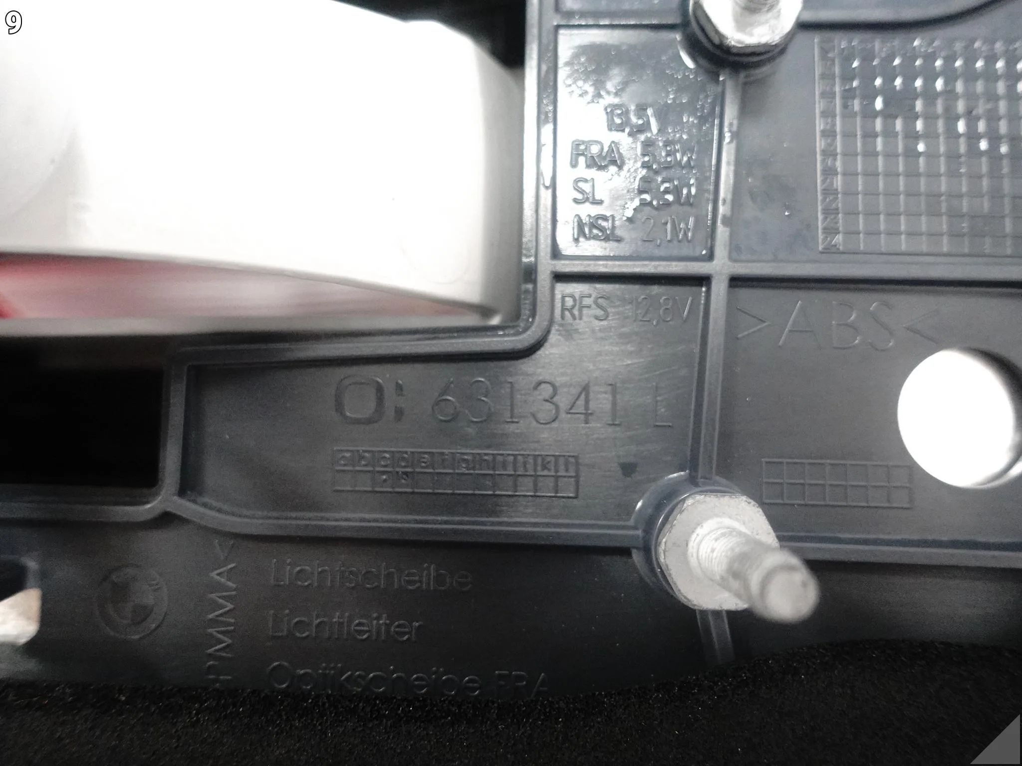 BMW 5 G31 TOURING KOMBI 17-20 LAMPA LED W KLAPĘ BAGAŻNIKA LEWA TYŁ EU BMW 5 G31 TOURING KOMBI 17-20 LAMPA LED W KLAPĘ BAGAŻNIKA LEWA TYŁ EU - obrazek 10