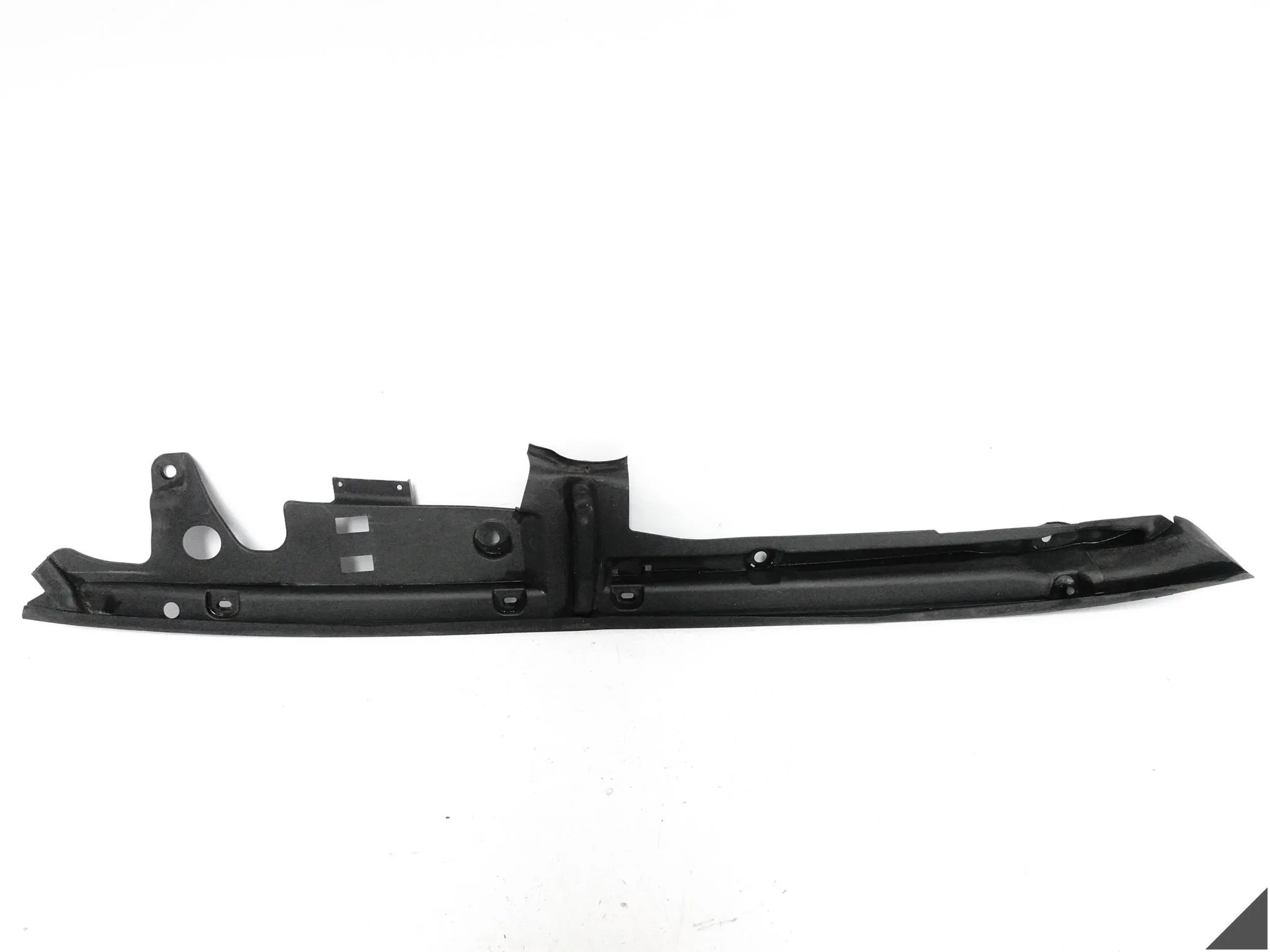 BMW 5 M5 G30 G31 F90 LISTWA OSŁONA NAKŁADKA ZAŚLEPKA NA BŁOTNIK PRZÓD LEWY BMW 5 M5 G30 G31 F90 LISTWA OSŁONA NAKŁADKA ZAŚLEPKA NA BŁOTNIK PRZÓD LEWY