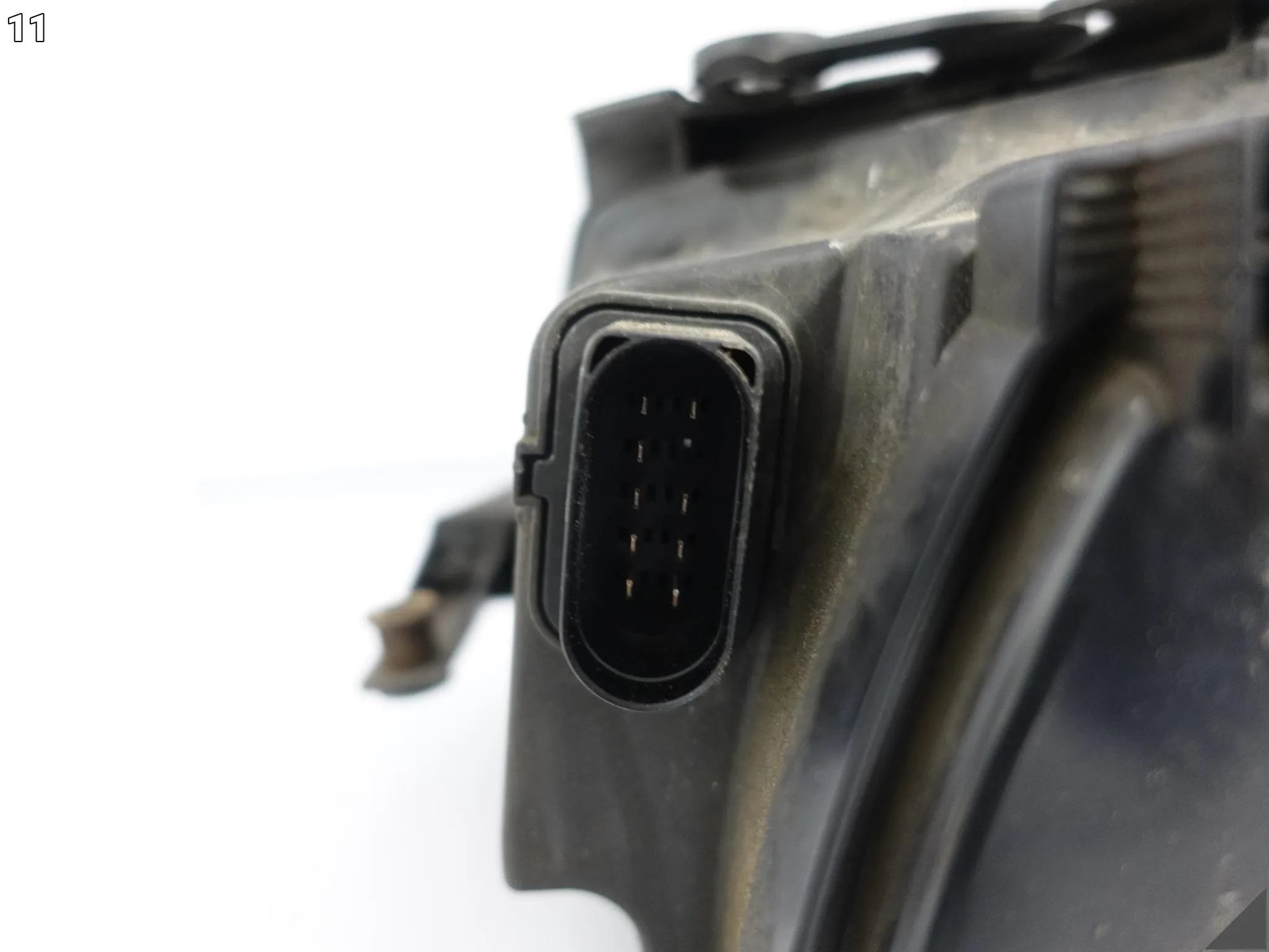 VW PASSAT 3B0 B5 LIFT 00-05 LAMPA ZWYKŁA HALOGEN PRAWA PRZÓD EUROPA HELLA VW PASSAT 3B0 B5 LIFT 00-05 LAMPA ZWYKŁA HALOGEN PRAWA PRZÓD EUROPA HELLA - obrazek 12