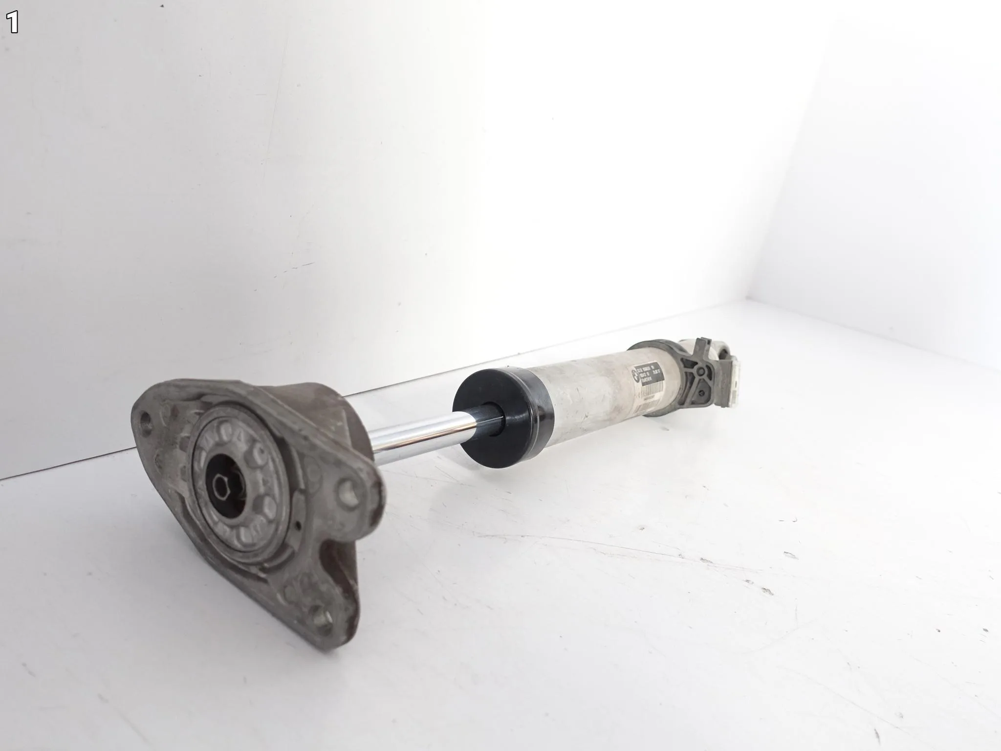 BMW M3 F80N M4 F82 F82N LIFT LCI AMORTYZATOR EDC ZAWIESZENIE TYŁ PRAWY BMW M3 F80N M4 F82 F82N LIFT LCI AMORTYZATOR EDC ZAWIESZENIE TYŁ PRAWY - obrazek 2