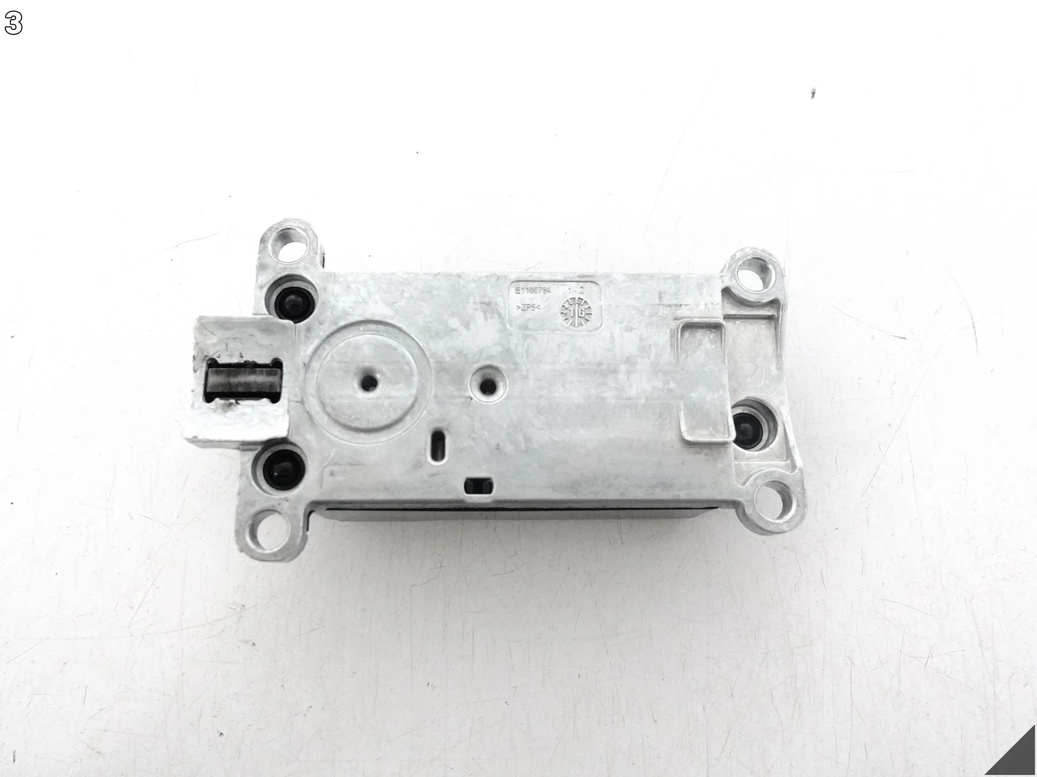 BMW 5 G30 G31 17-24 BLOKADA KOLUMNY KIEROWNICY PRZÓD 6890066 BMW 5 G30 G31 17-24 BLOKADA KOLUMNY KIEROWNICY PRZÓD 6890066 - obrazek 4