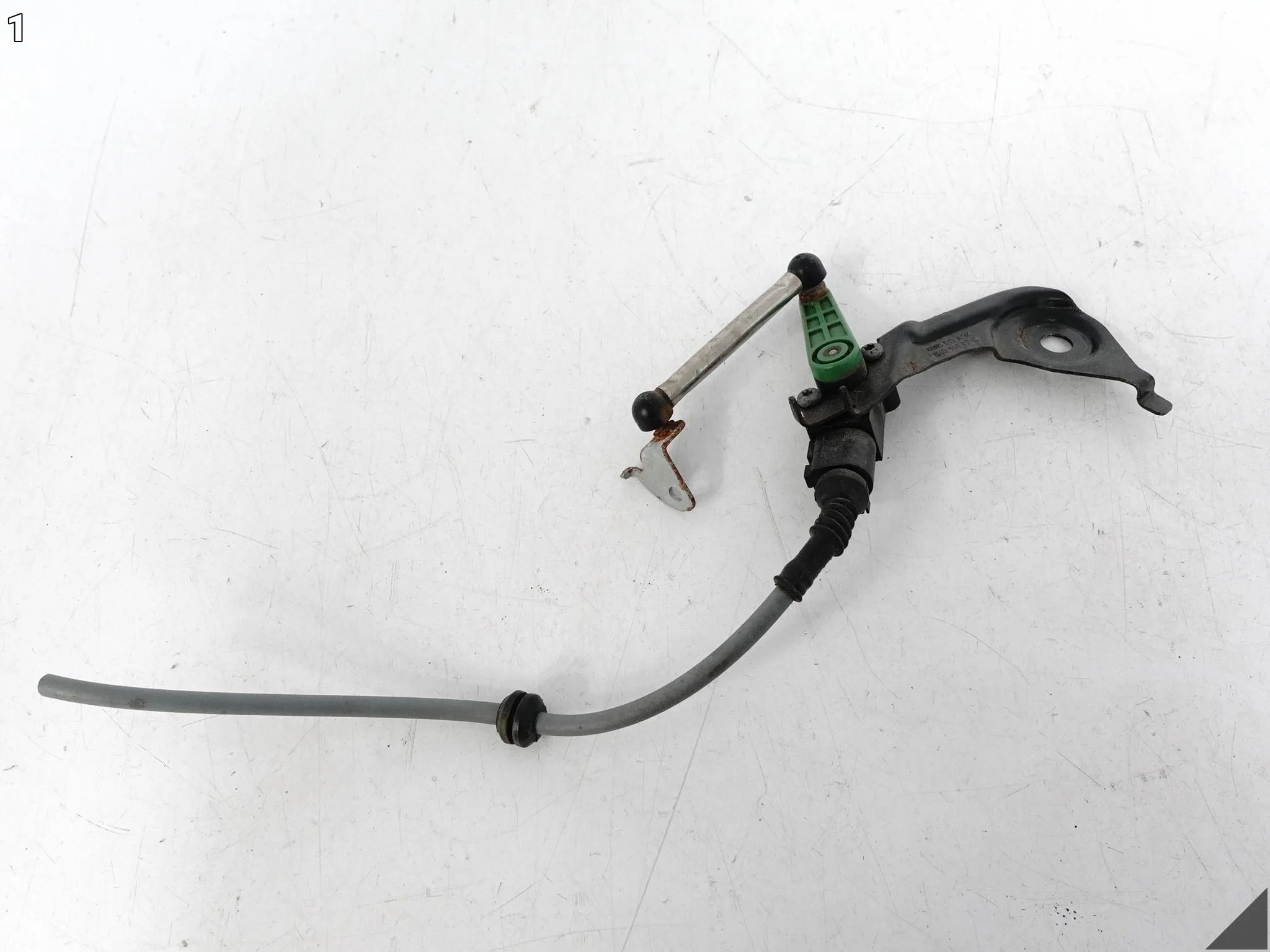 AUDI A5 S5 8T0 8T8 A4 S4 8K0 07-16 CZUJNIK POZIOMOWANIA ŚWIATEŁ PRAWY TYŁ AUDI A5 S5 8T0 8T8 A4 S4 8K0 07-16 CZUJNIK POZIOMOWANIA ŚWIATEŁ PRAWY TYŁ - obrazek 2