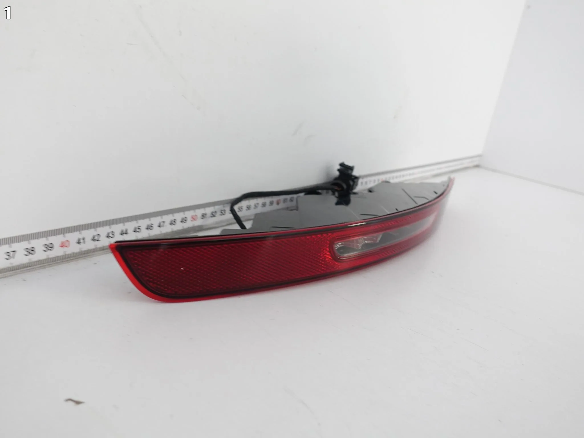 PORSCHE MACAN 95B 14-24 LIFT LAMPA LED ŚWIATŁO COFANIA W ZDERZAK PRAWA TYŁ PORSCHE MACAN 95B 14-24 LIFT LAMPA LED ŚWIATŁO COFANIA W ZDERZAK PRAWA TYŁ - obrazek 2