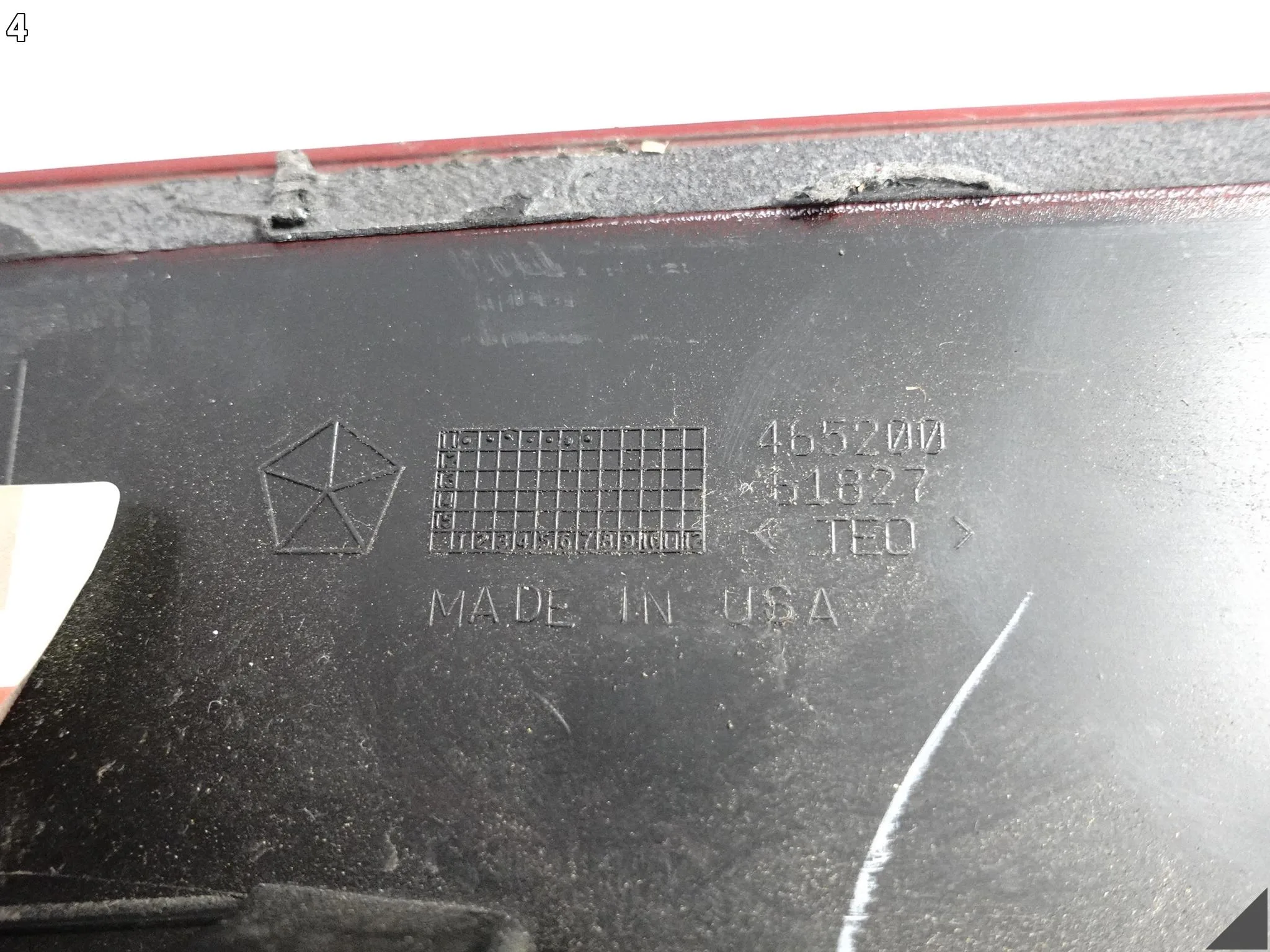 JEEP GRAND CHEROKEE 4 IV SRT8 LISTWA NAKŁADKA NA BŁOTNIK LEWA TYŁ JEEP GRAND CHEROKEE 4 IV SRT8 LISTWA NAKŁADKA NA BŁOTNIK LEWA TYŁ - obrazek 5