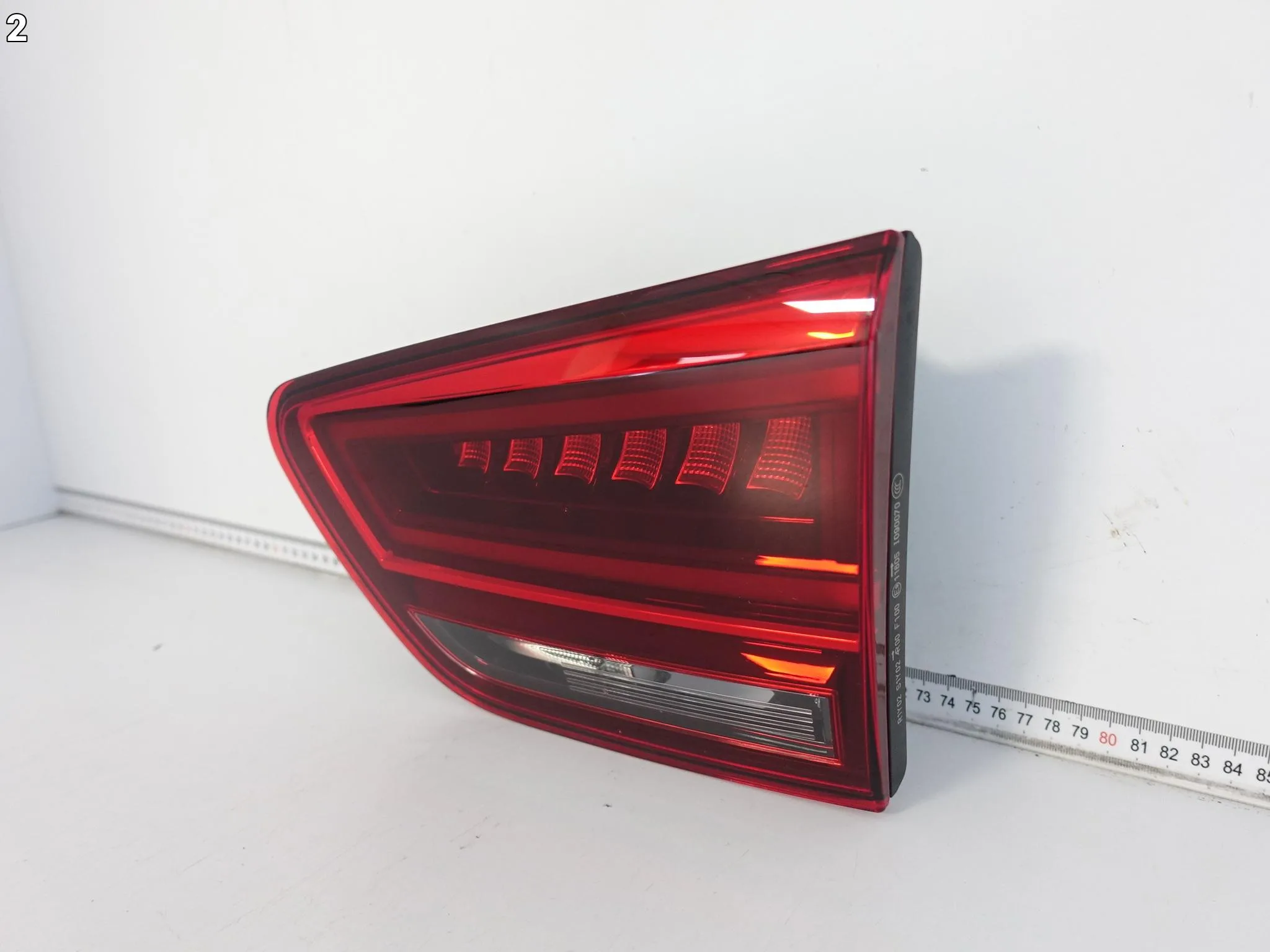SEAT ALHAMBRA II 2 7N5 LIFT 15-20 LAMPA LED PRAWA W KLAPĘ TYŁ EUROPA SEAT ALHAMBRA II 2 7N5 LIFT 15-20 LAMPA LED PRAWA W KLAPĘ TYŁ EUROPA - obrazek 3