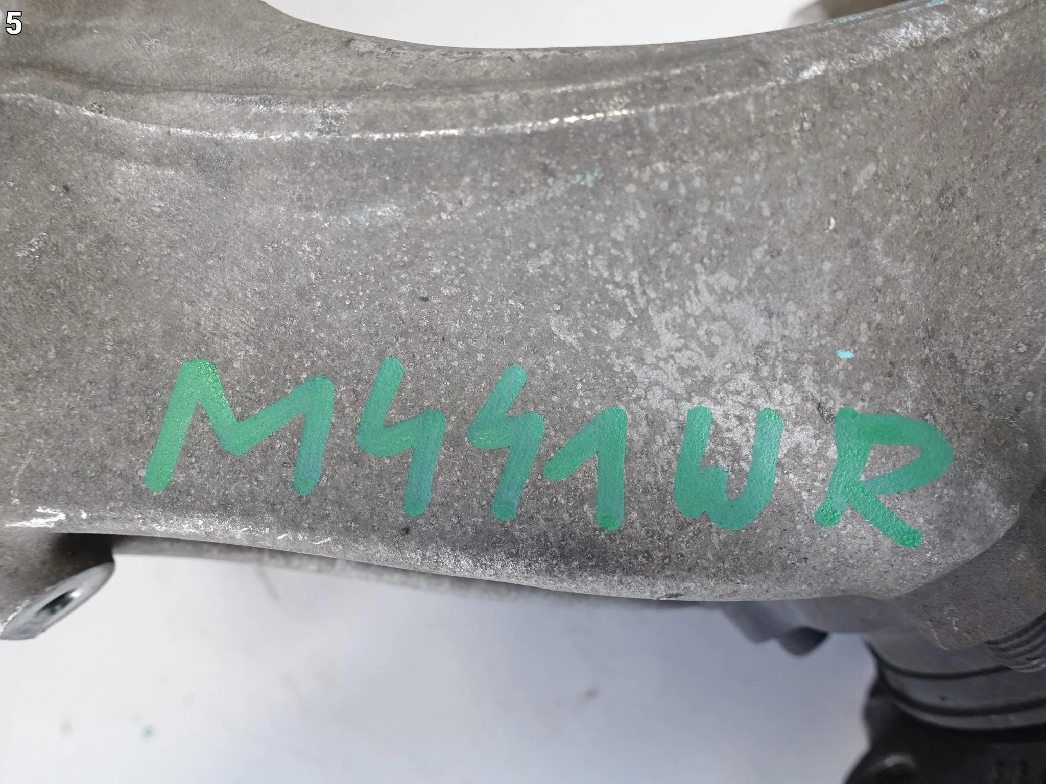 BMW M2 F87 M3 F80 M4 F82 F83 LIFT ZWROTNICA PIASTA ZAWIESZENIE PRZÓD PRAWA BMW M2 F87 M3 F80 M4 F82 F83 LIFT ZWROTNICA PIASTA ZAWIESZENIE PRZÓD PRAWA - obrazek 6