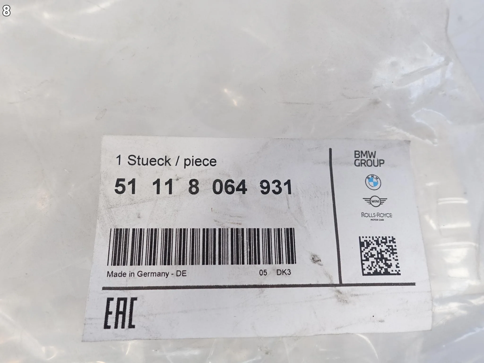 BMW 5 G30 G31 M-PAKIET 17-20 DOLNA KRATKA ATRAPA WLOT W ZDERZAK PRZÓD ORG BMW 5 G30 G31 M-PAKIET 17-20 DOLNA KRATKA ATRAPA WLOT W ZDERZAK PRZÓD ORG - obrazek 9